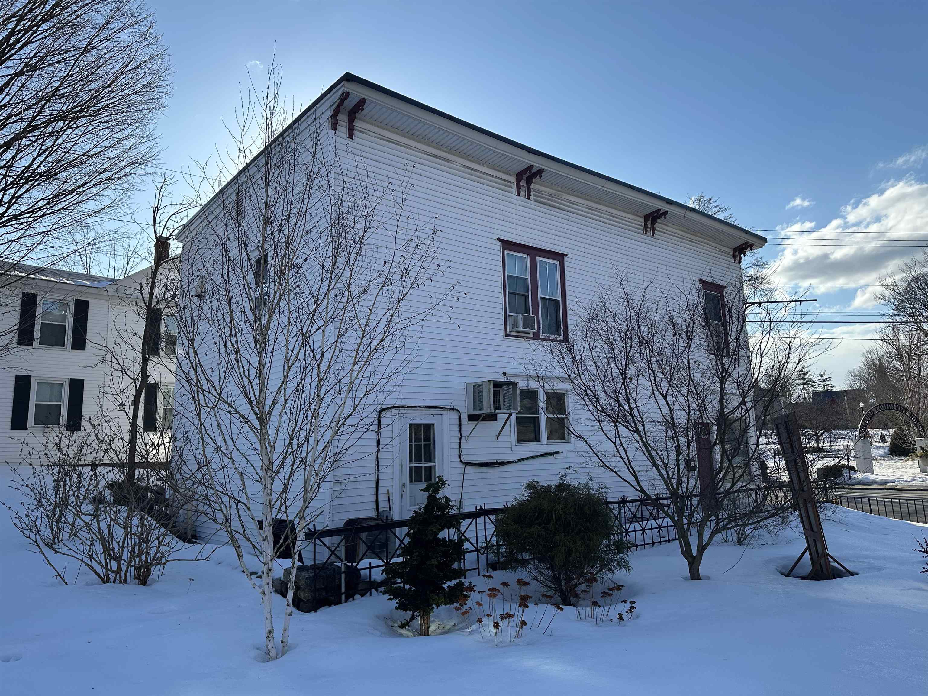 4 Union Street Property Photo 6