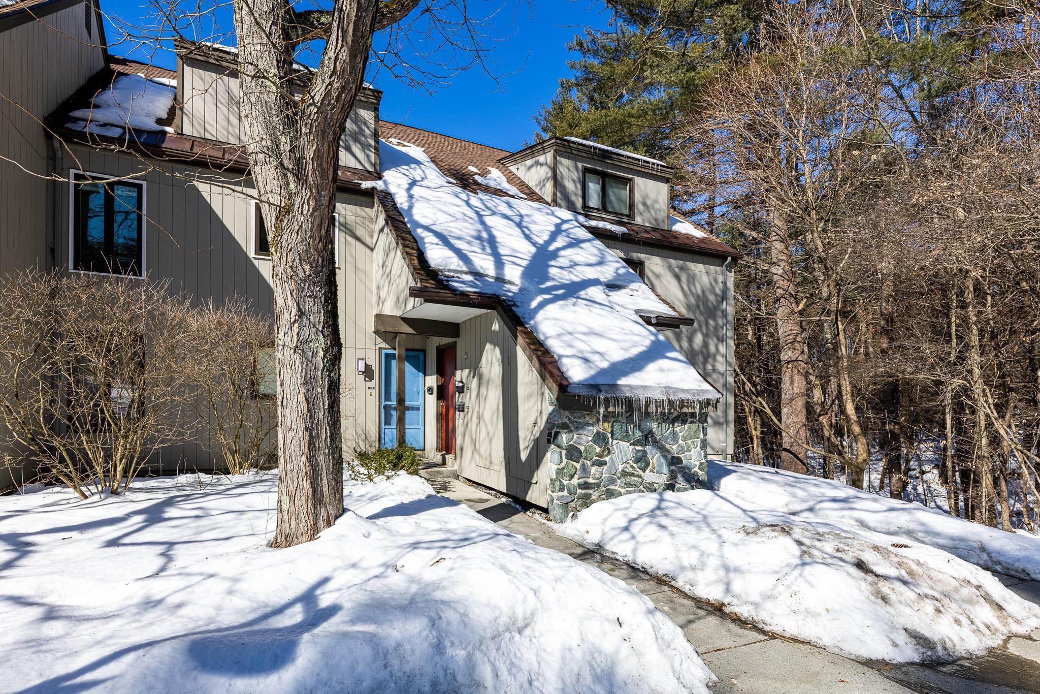 104 Brook Hollow Property Photo