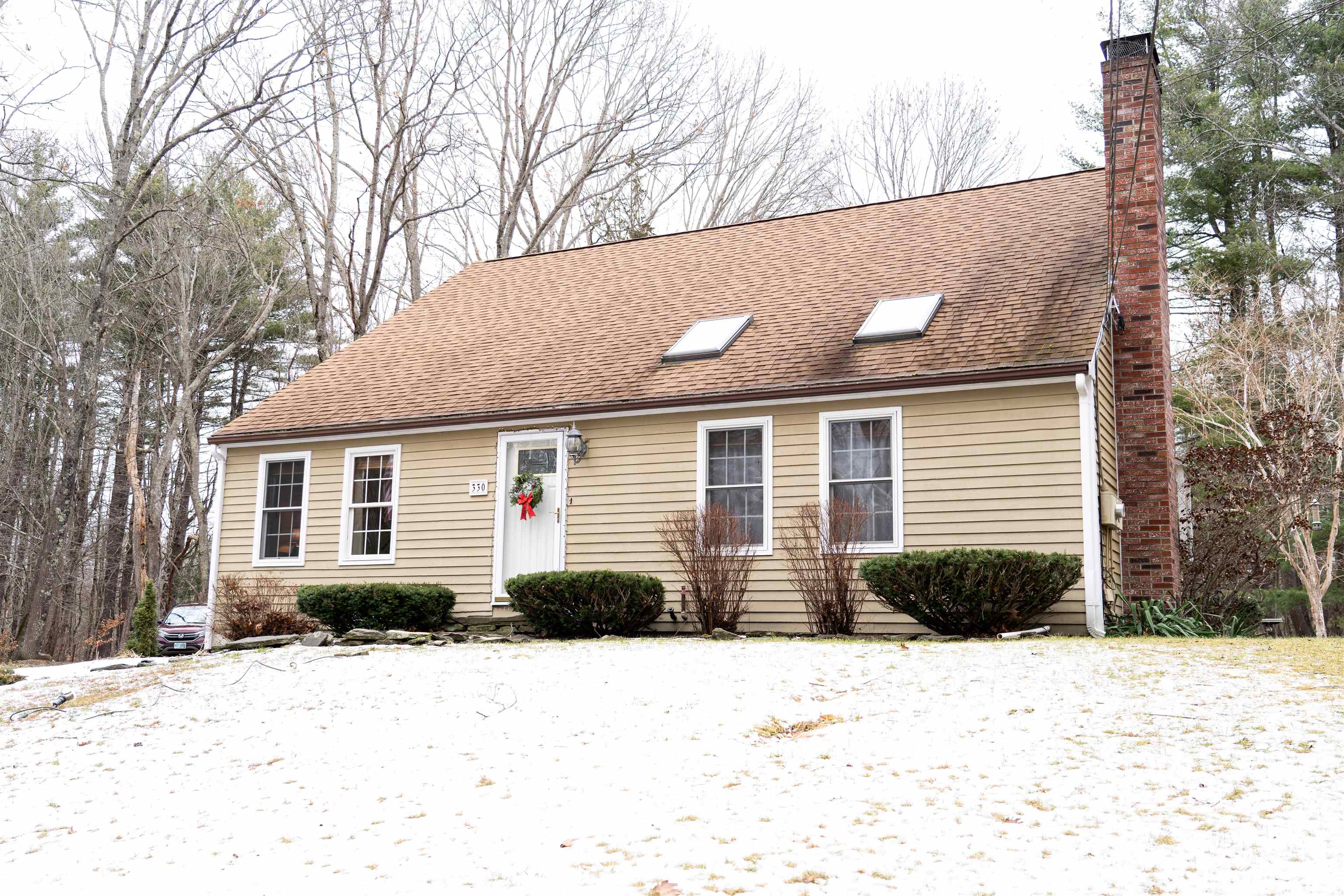 330 Ash Swamp Road Property Photo