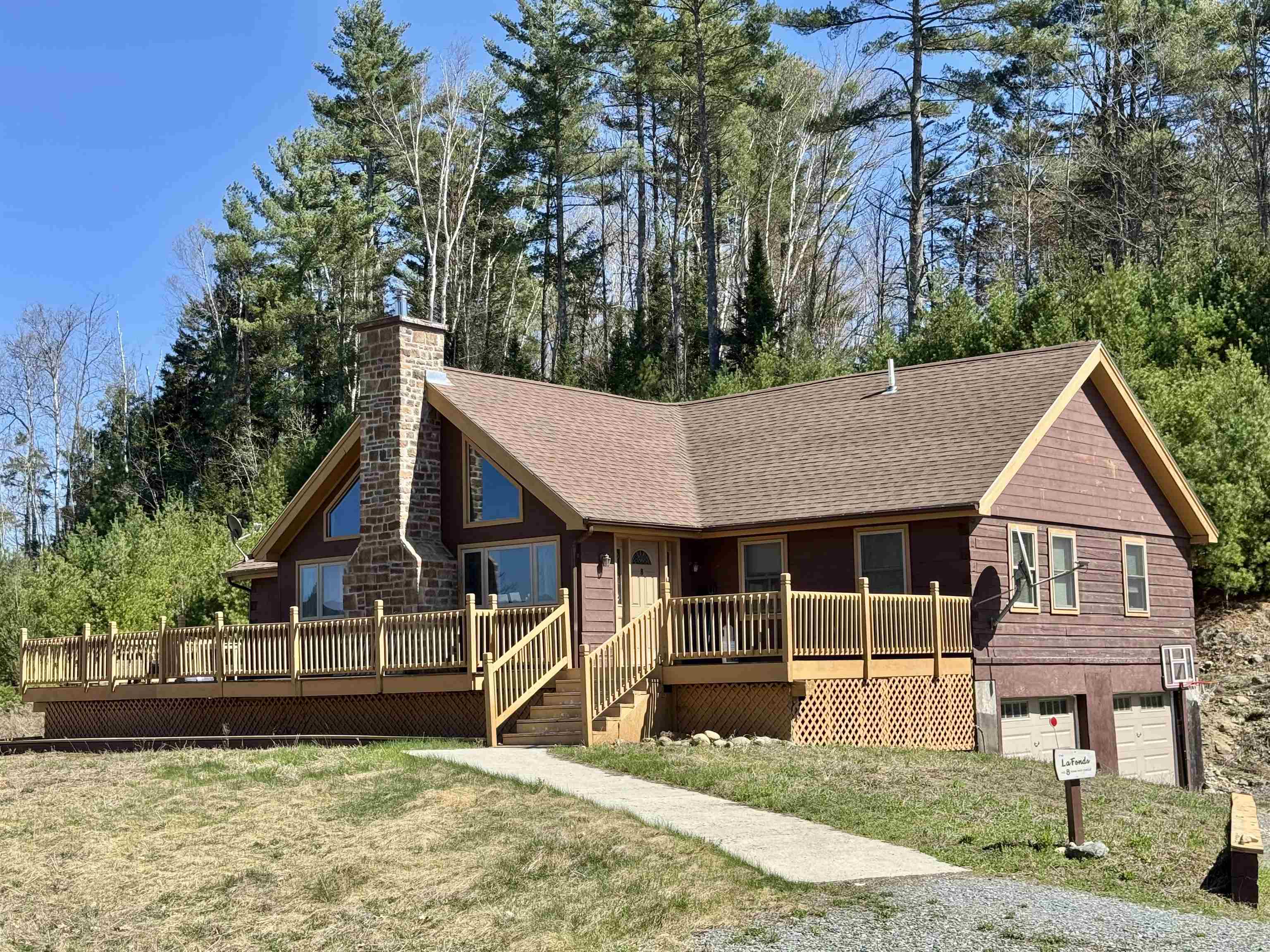 8 Fenn Way Circle Property Photo