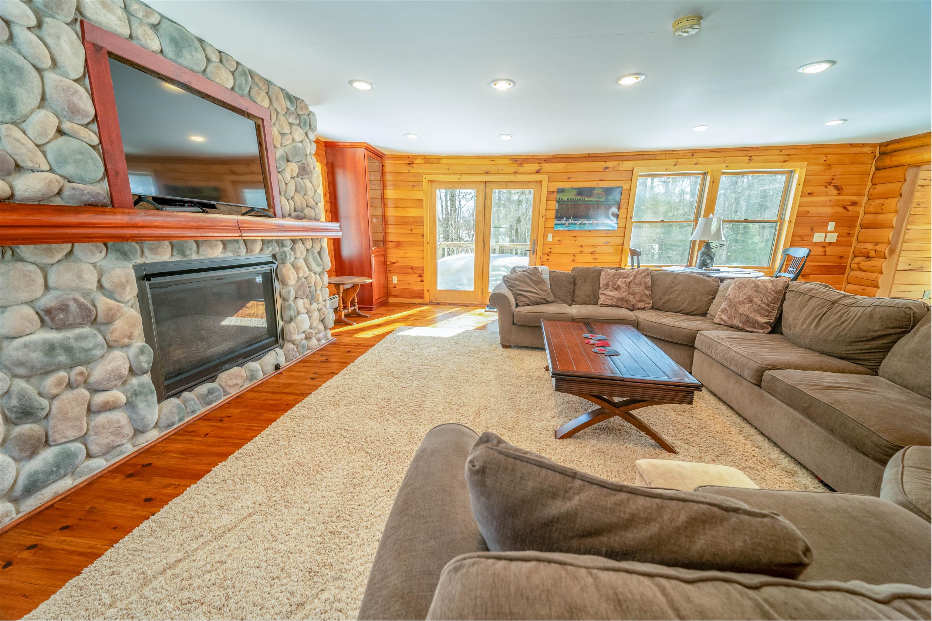 7 Yodeling Lane Property Photo 10