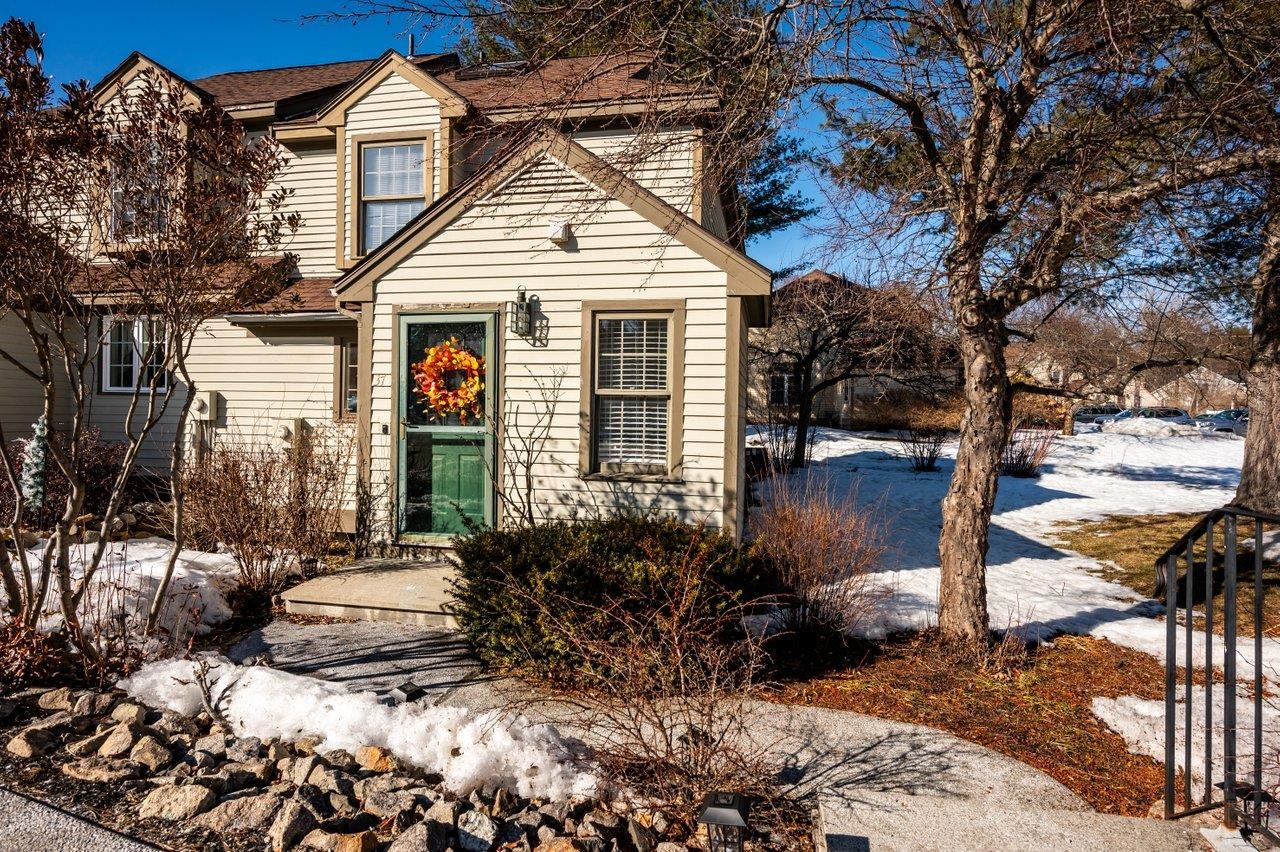 37 Surrey Run Property Photo