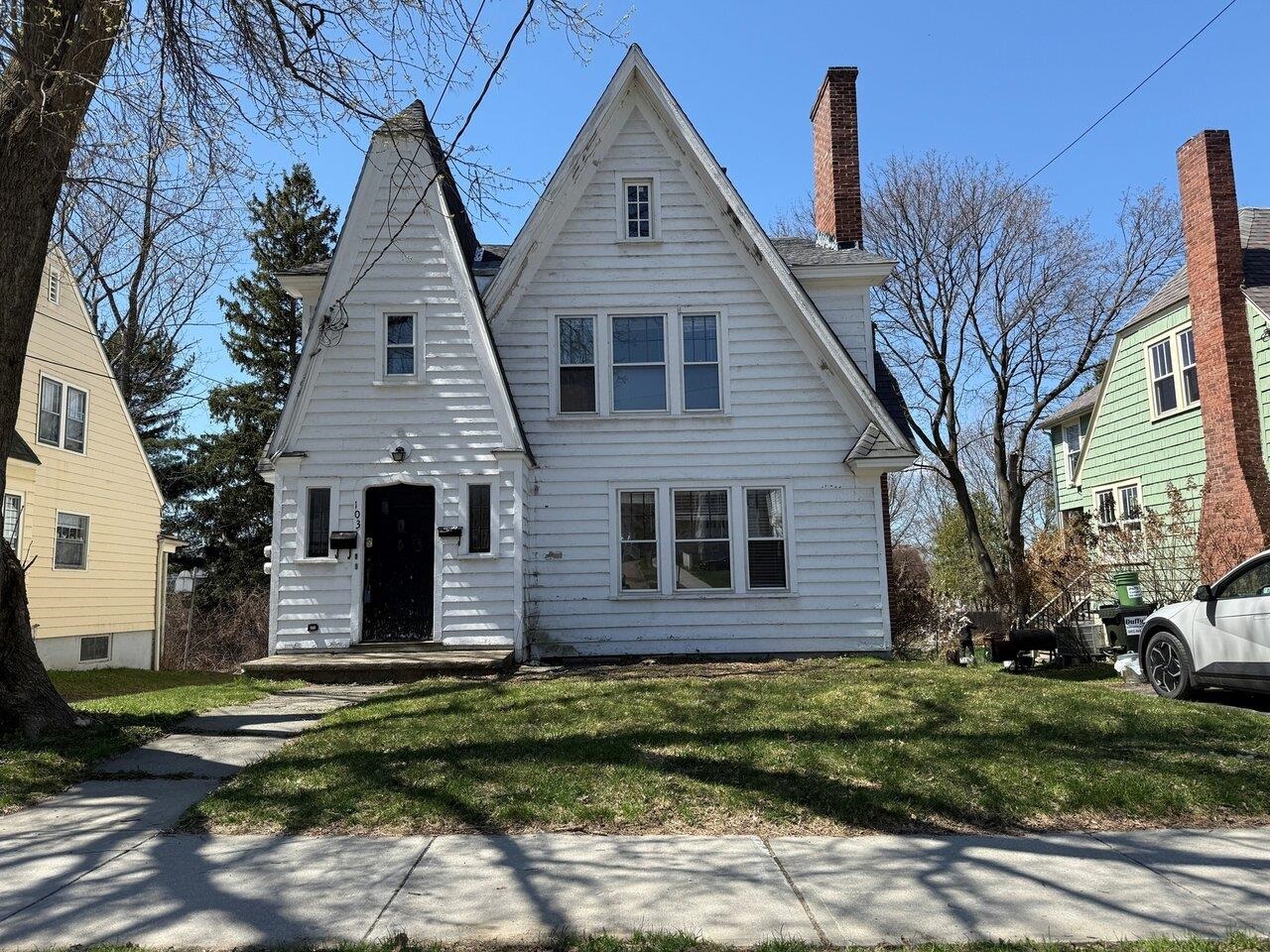 103 Caroline Street Property Photo 1