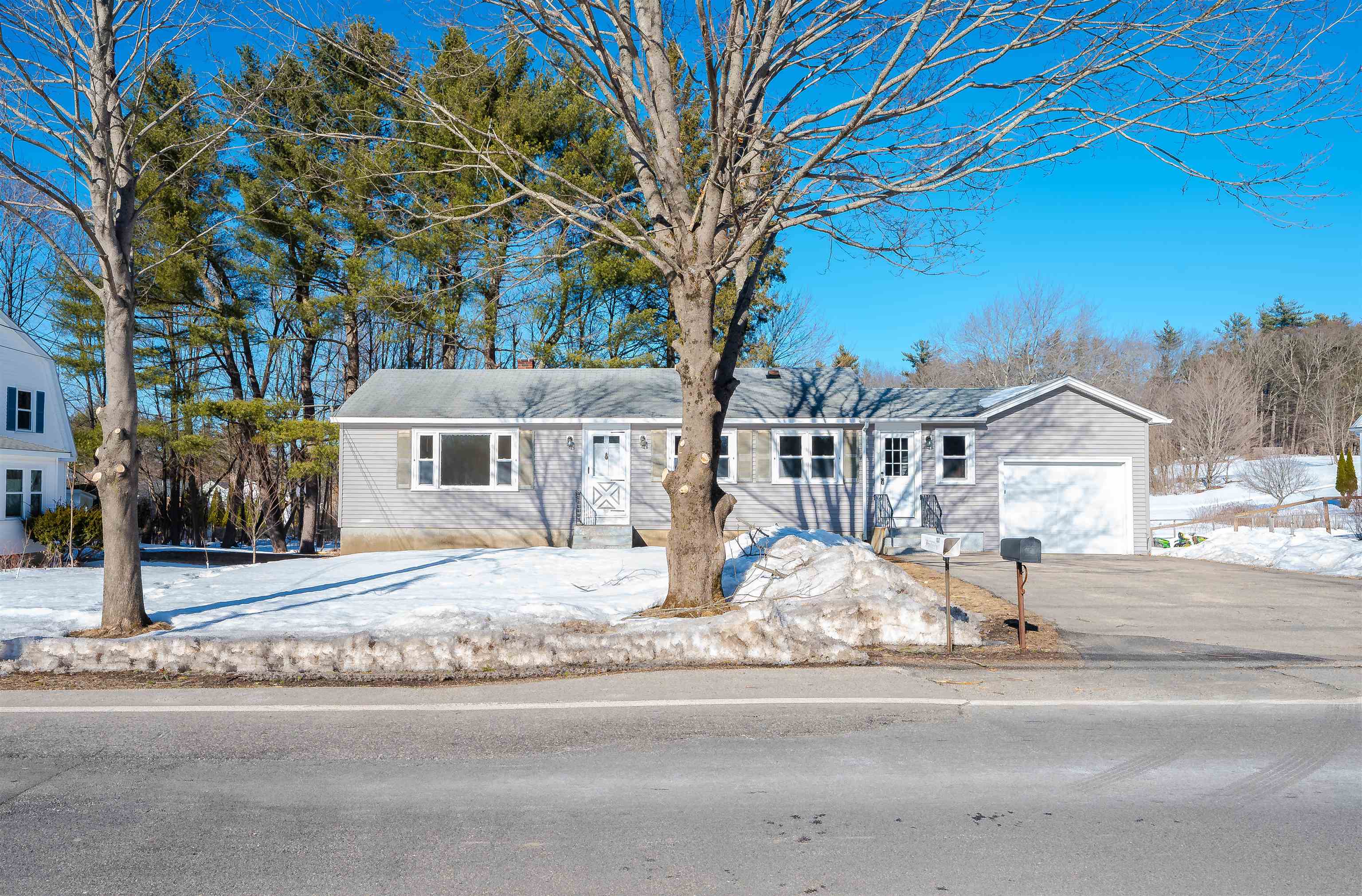 132 Court Street Property Photo