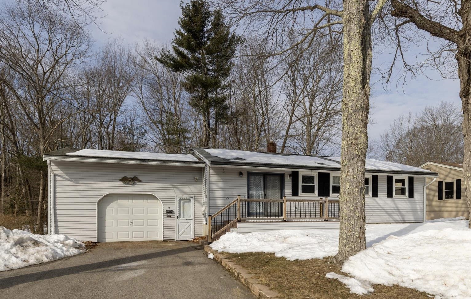 15 Oak Hill Drive Property Photo