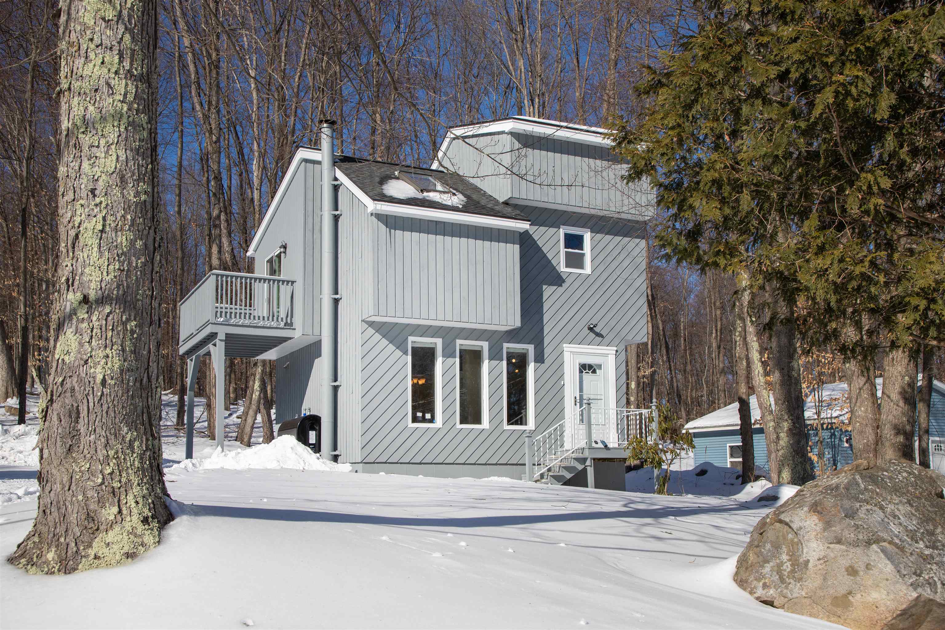 12 Stone Ridge Drive Property Photo