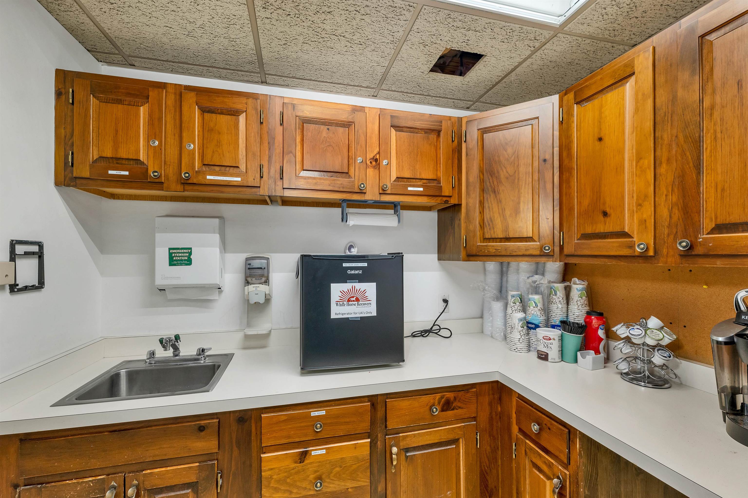 2977 White Mountain Highway Units 3 & 4 Property Photo 8