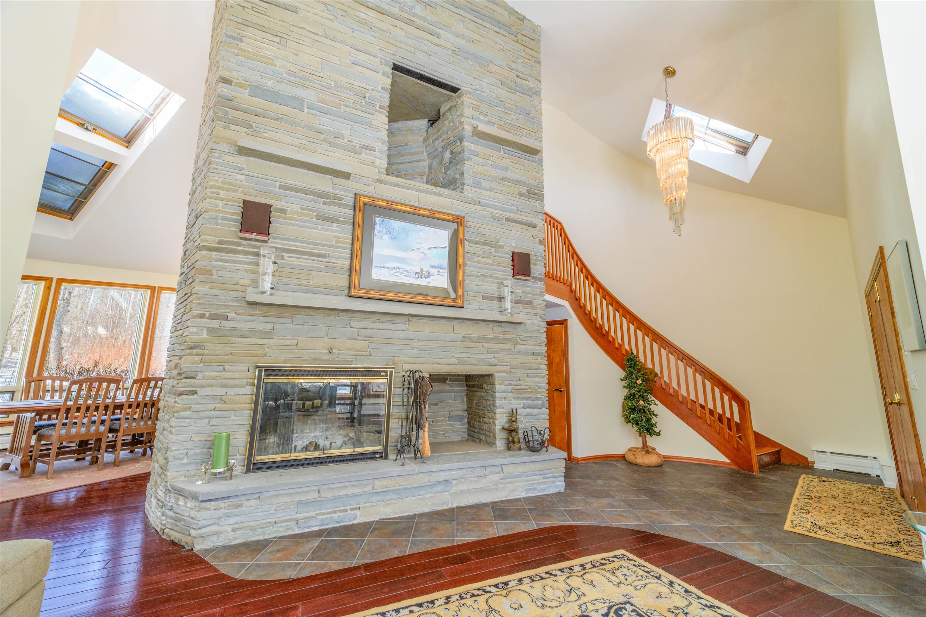 16 Spring Hill Road Property Photo 5