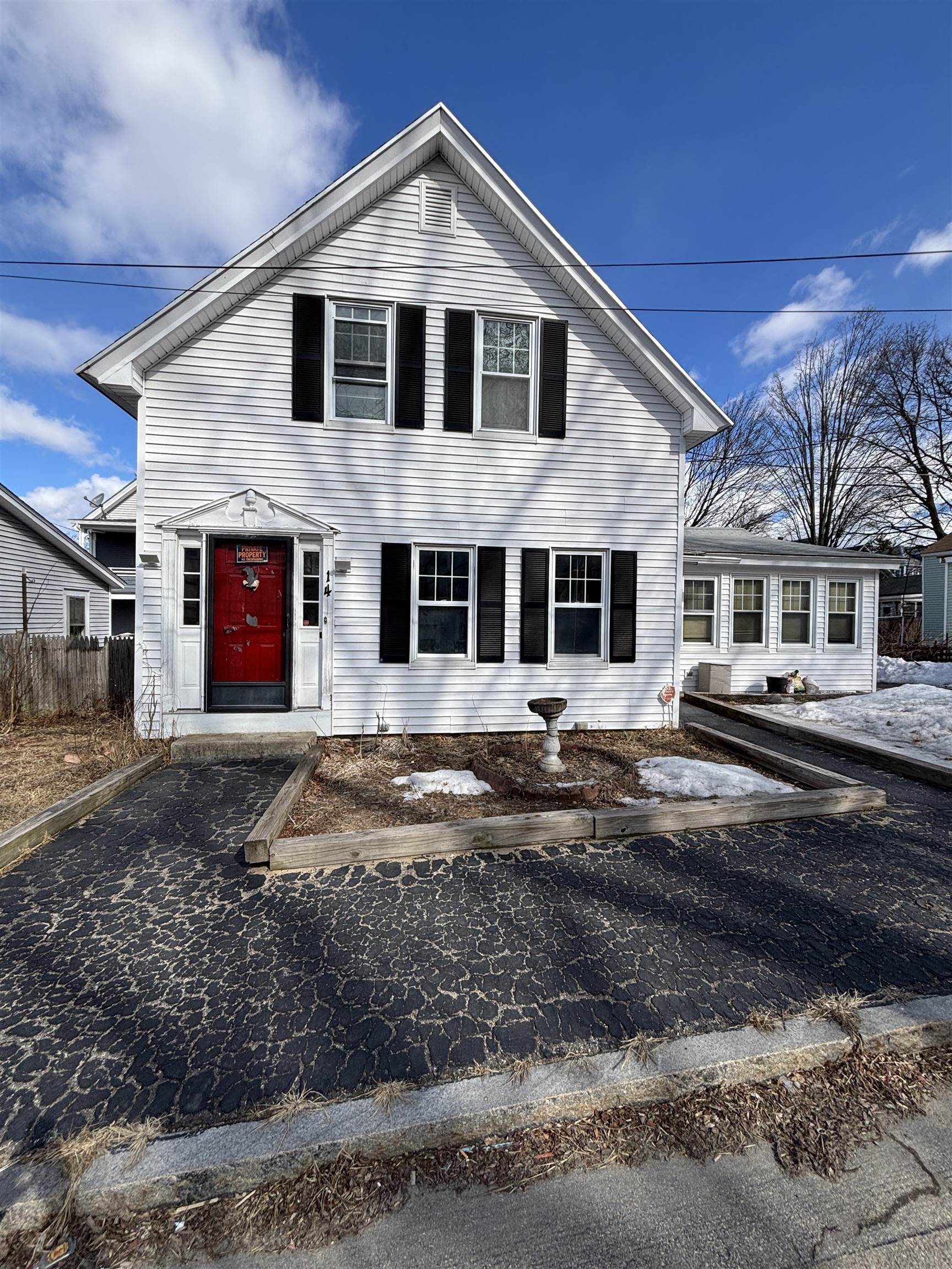 14 Dufort Street Property Photo
