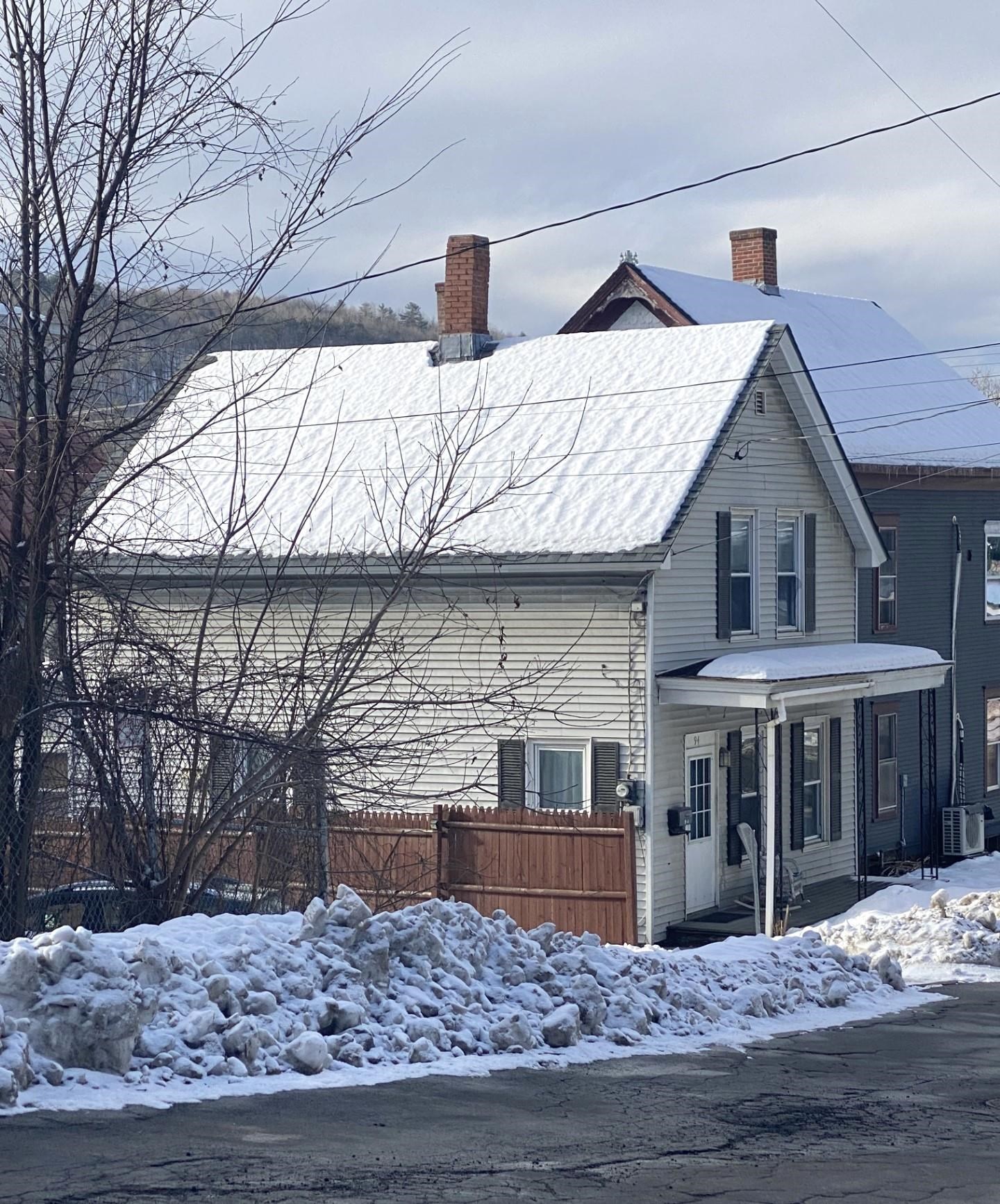 94 Seminary Street Property Photo 24