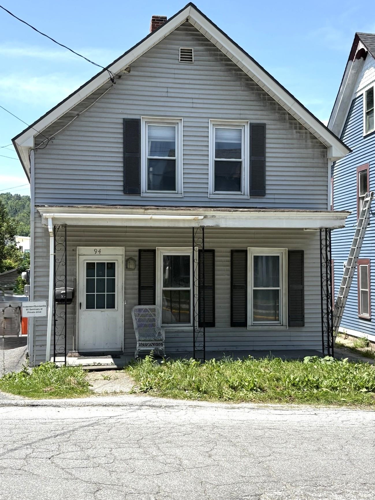 94 Seminary Street Property Photo 34