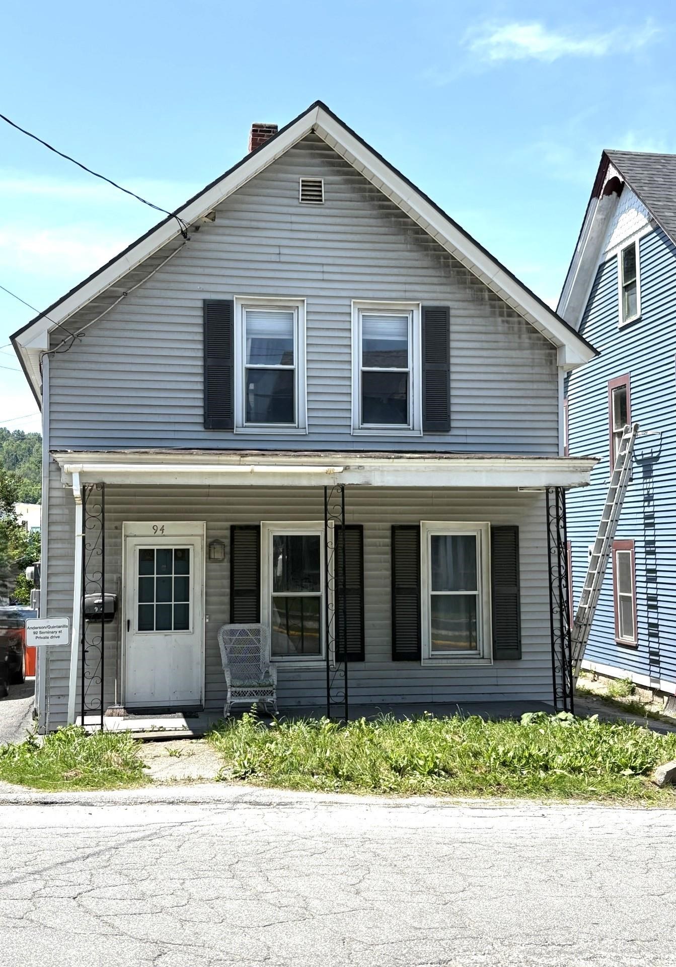 94 Seminary Street Property Photo 35