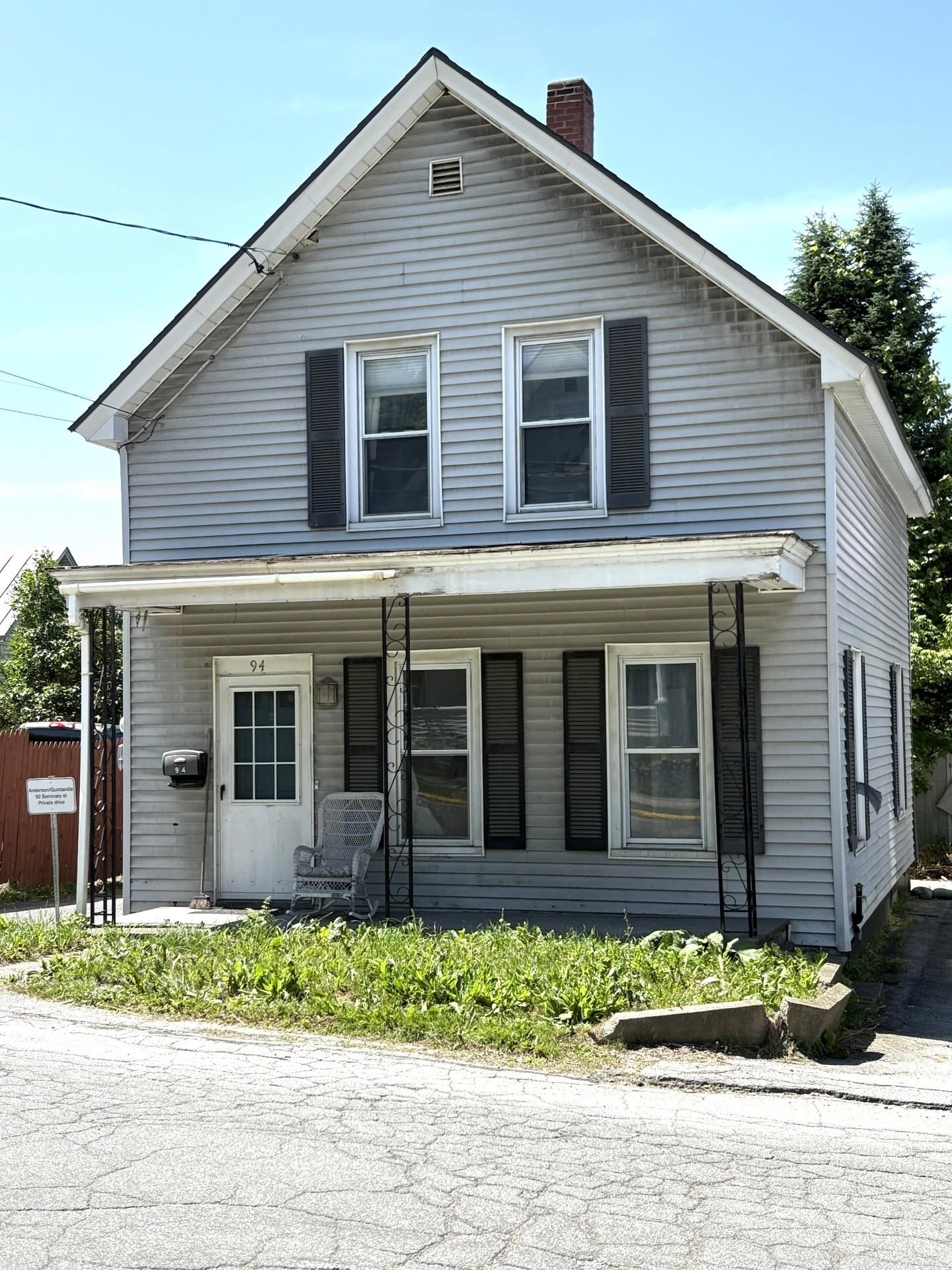 94 Seminary Street Property Photo 37