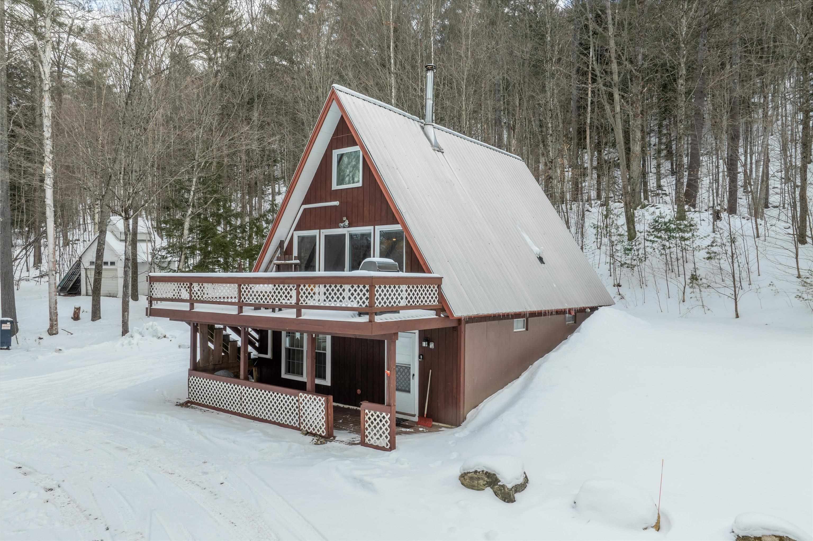 400 East Lake Road Property Photo