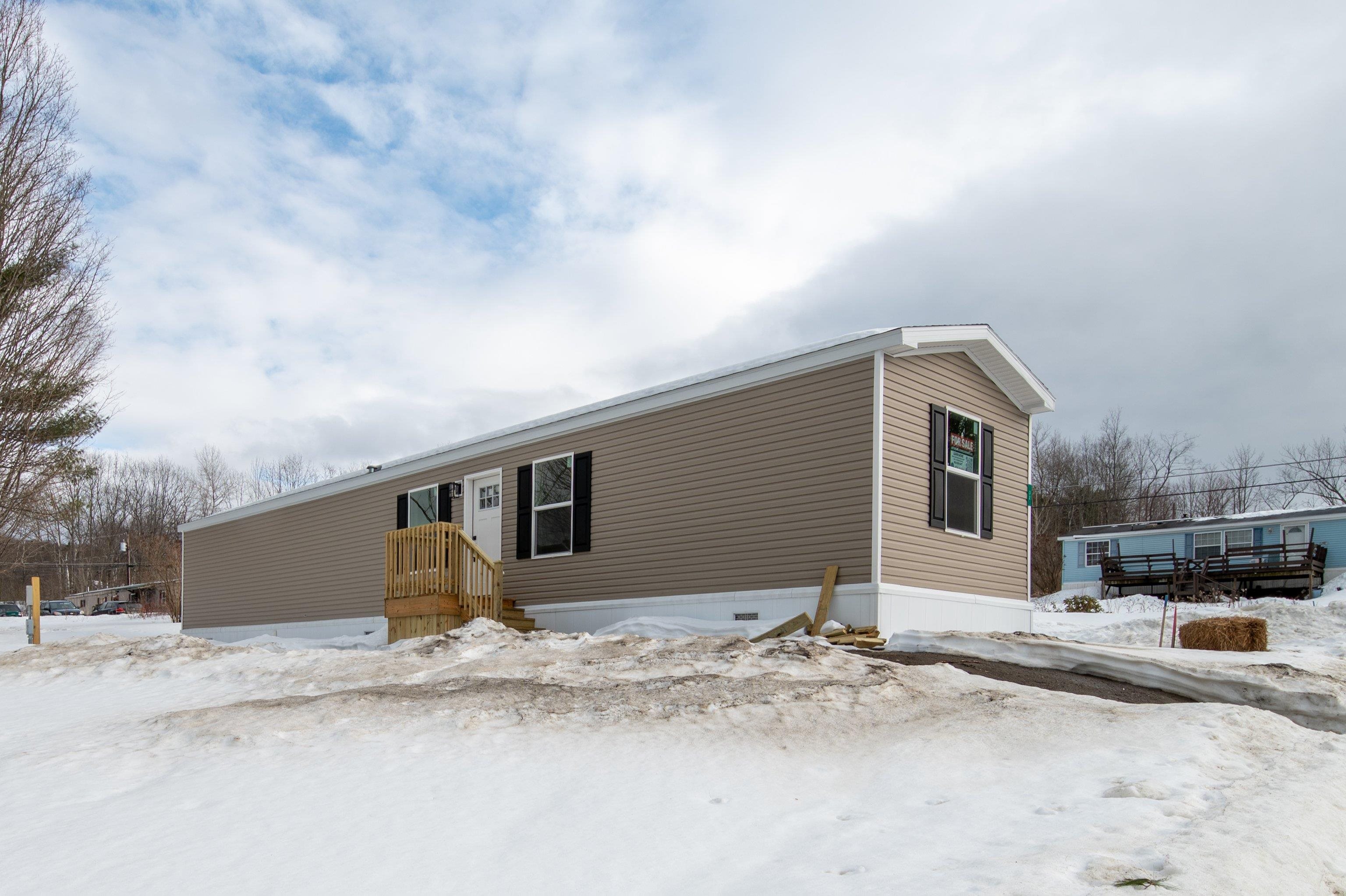 32 Oak Lane Property Photo