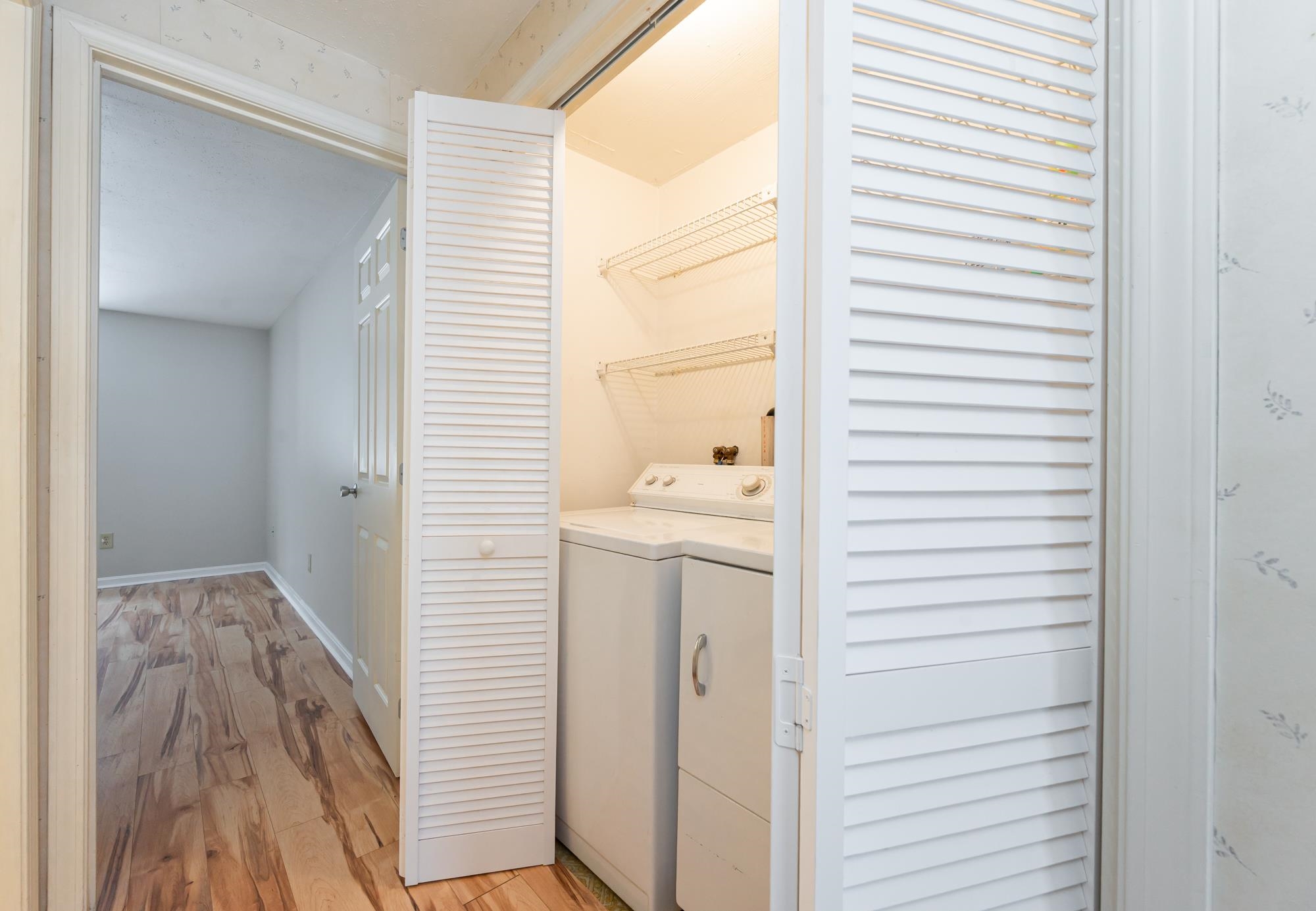 25 Essex Green Court Property Photo 15