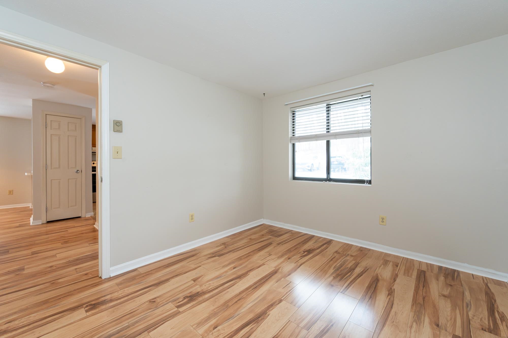 25 Essex Green Court Property Photo 18