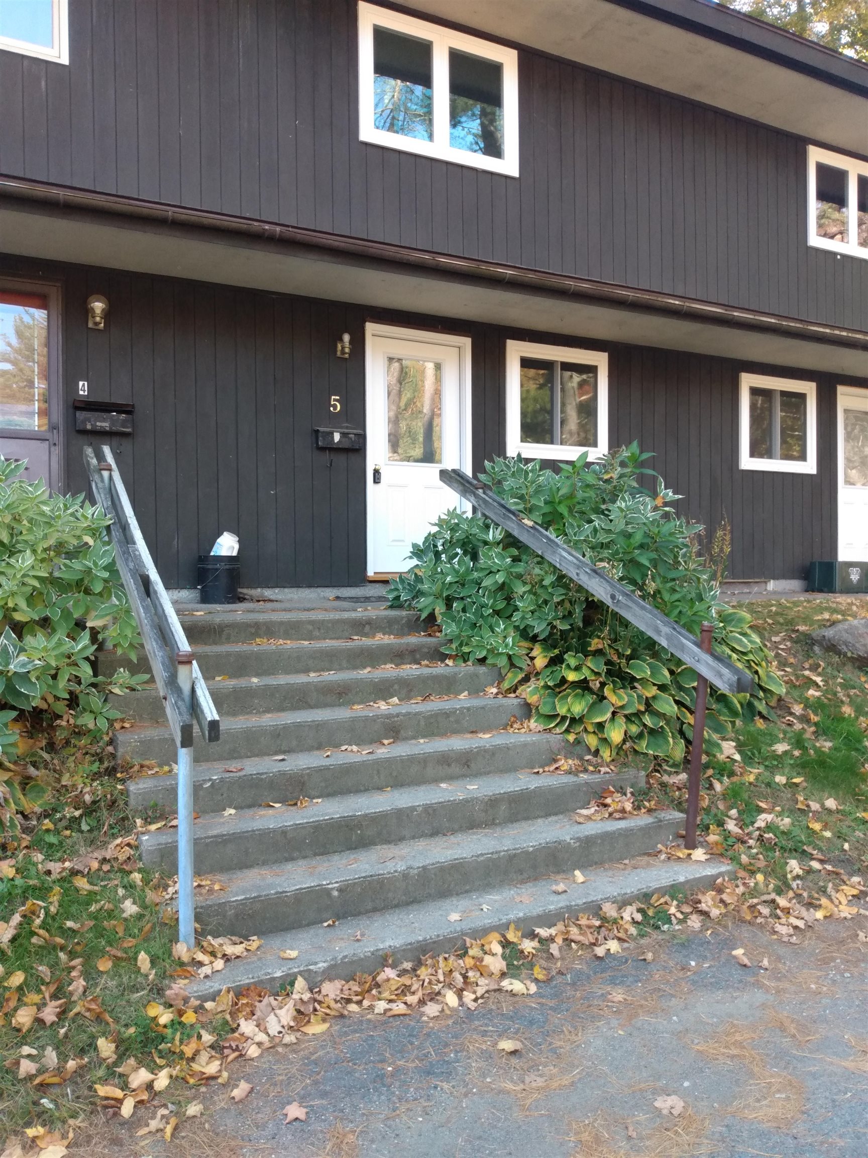 39 Brookside Drive 5 Property Photo