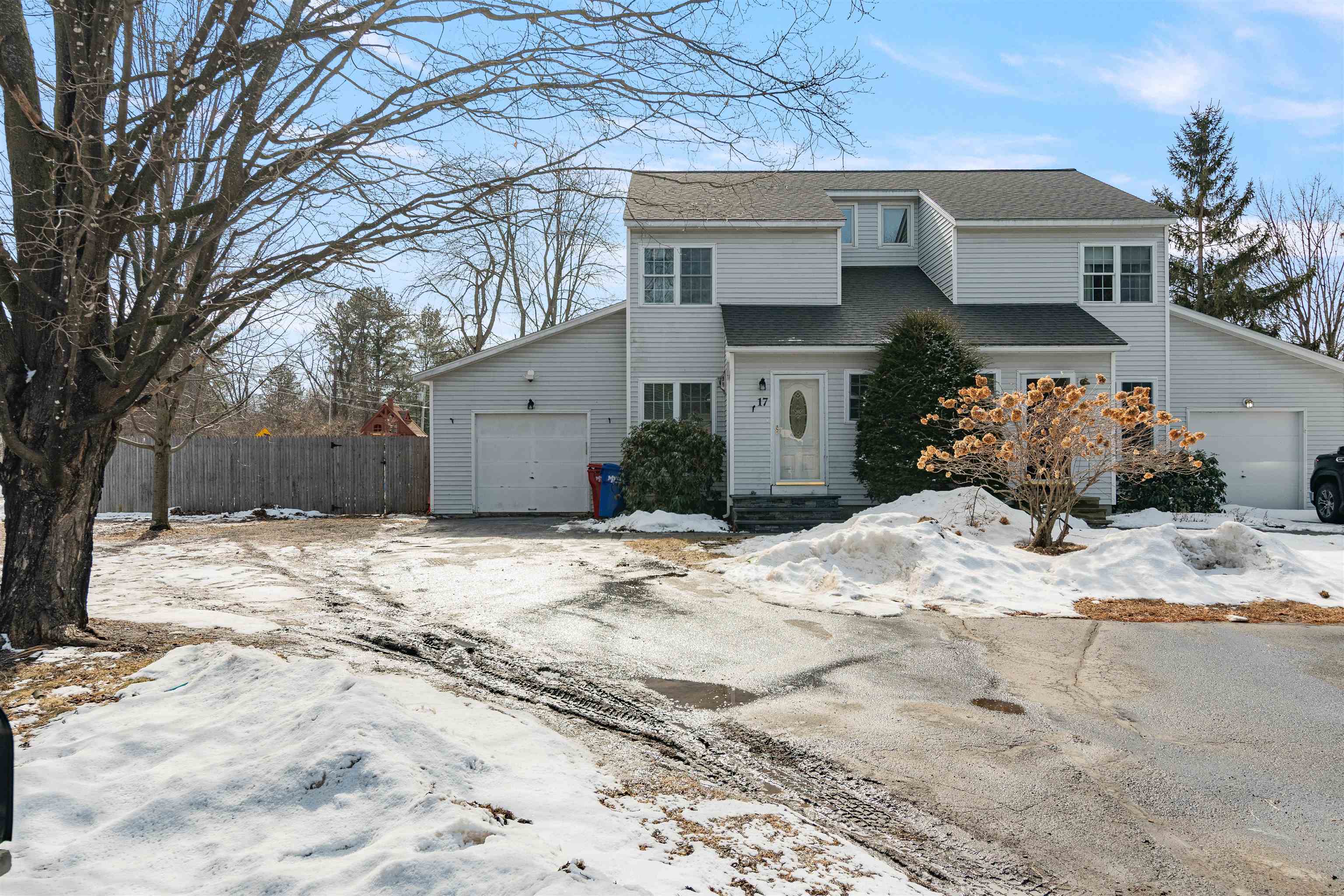 Porters Point School Real Estate Listings Main Image