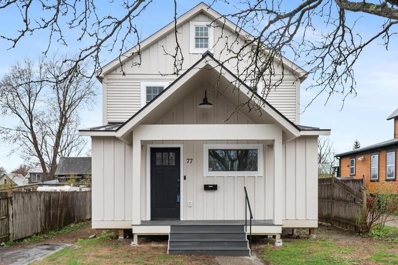 77 Manhattan Drive Property Photo