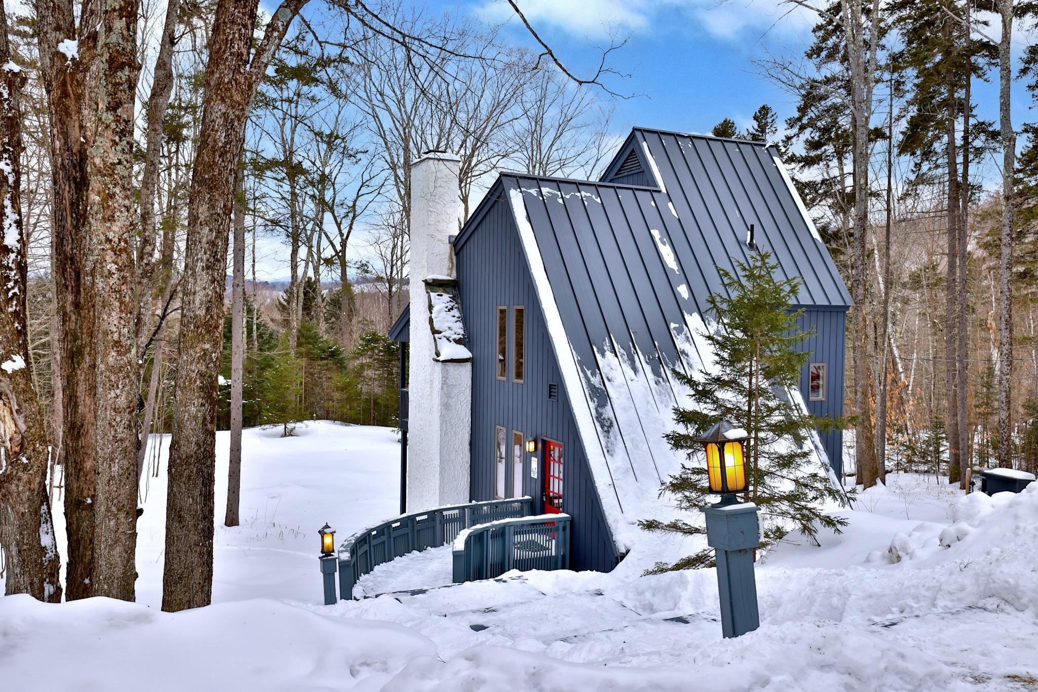 Great Hawk Real Estate Listings Main Image
