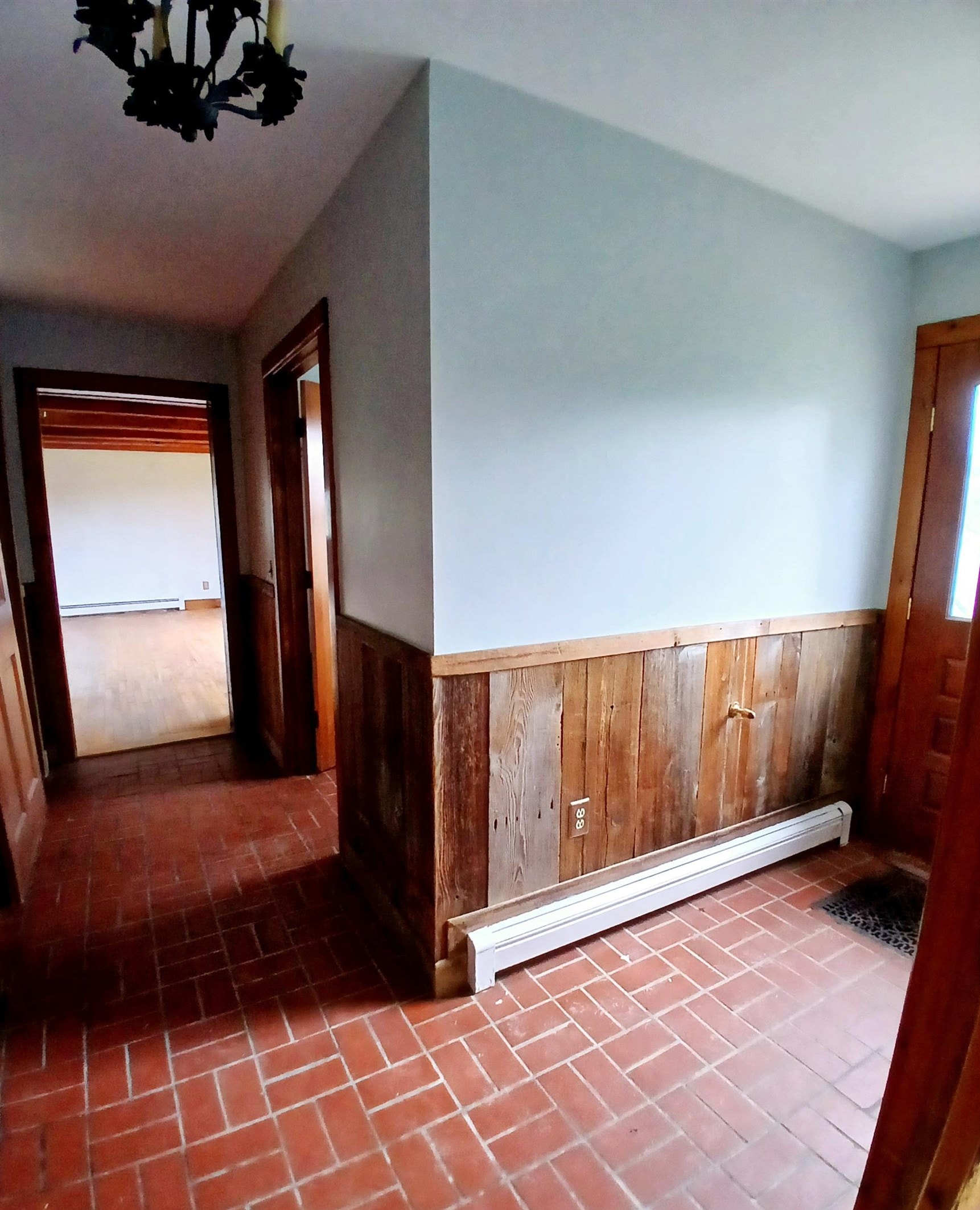 852 Pollander Road Property Photo 5