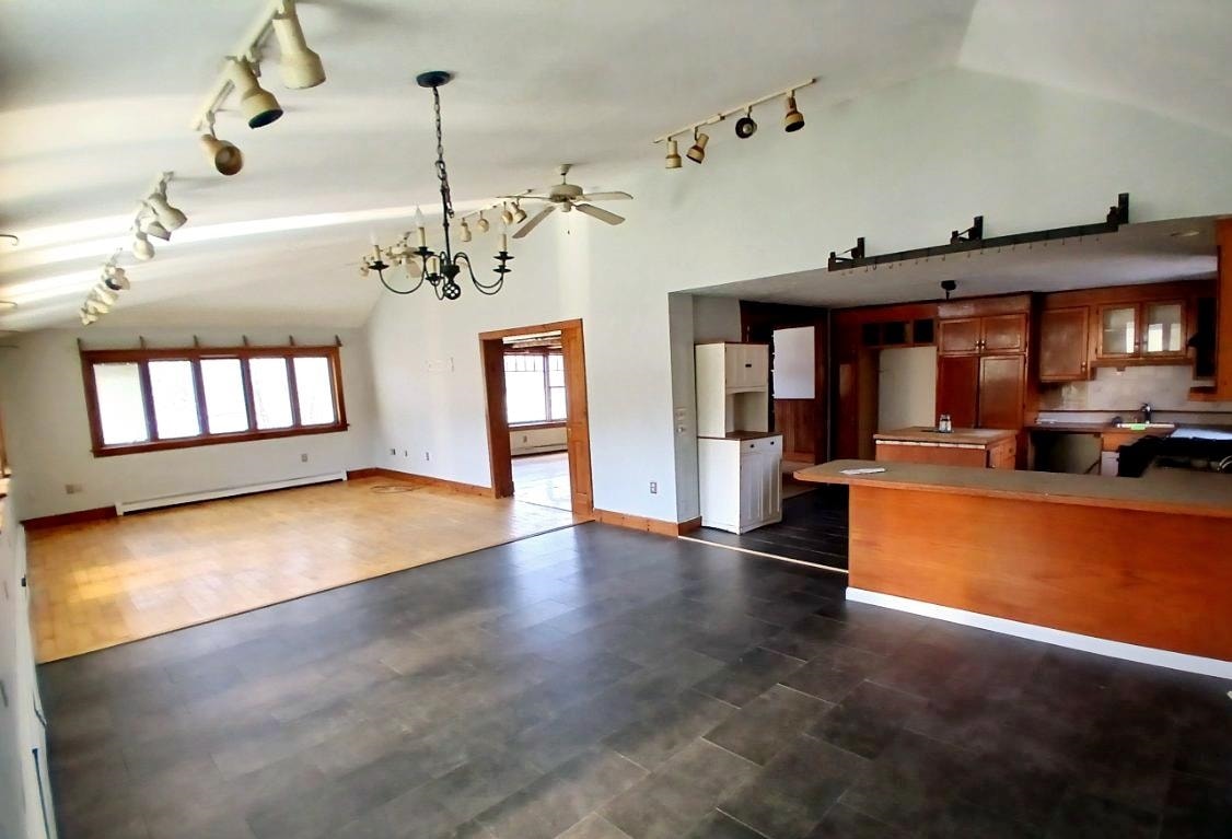 852 Pollander Road Property Photo 12