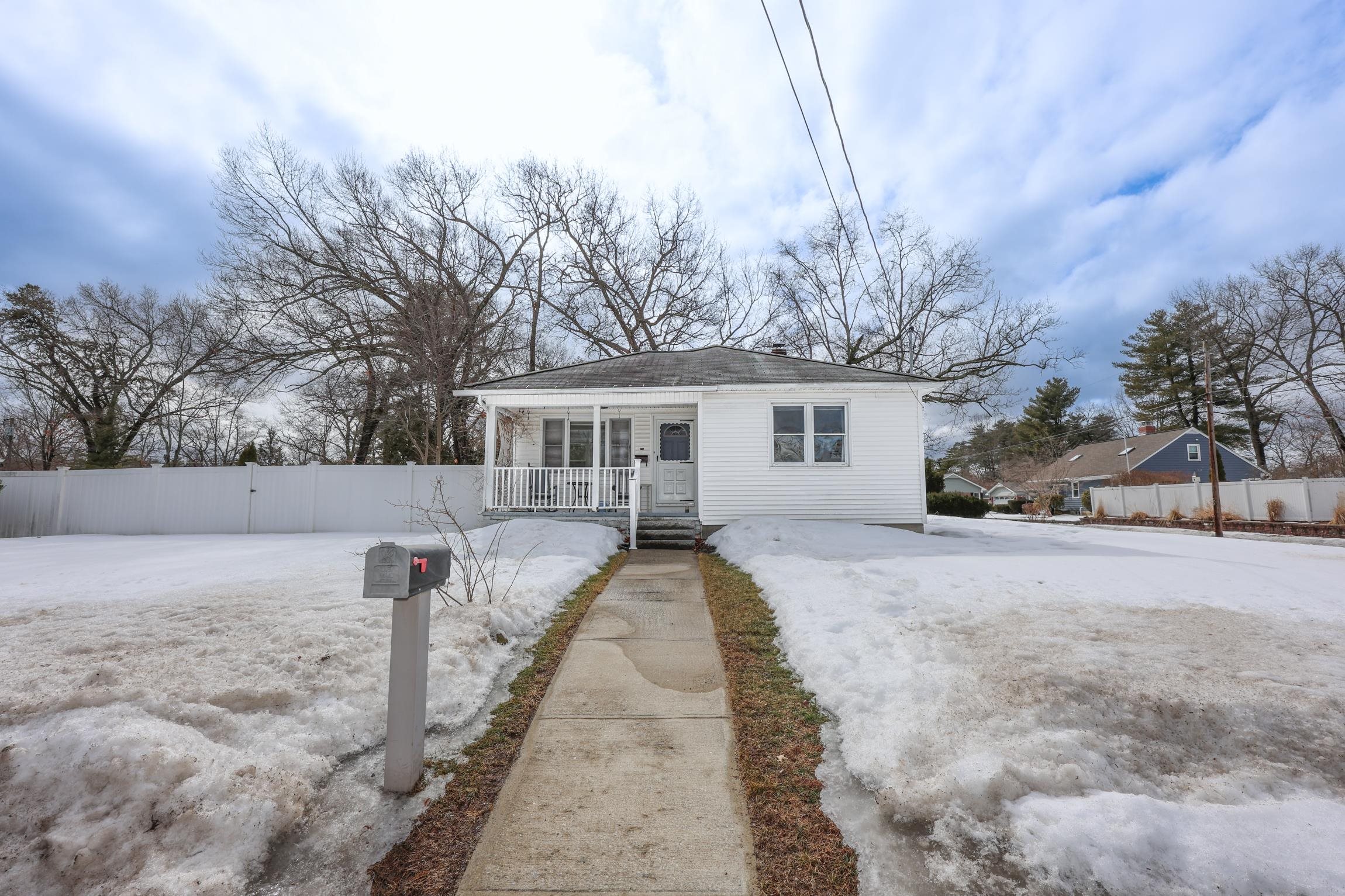 135 Glenwood Avenue Property Photo