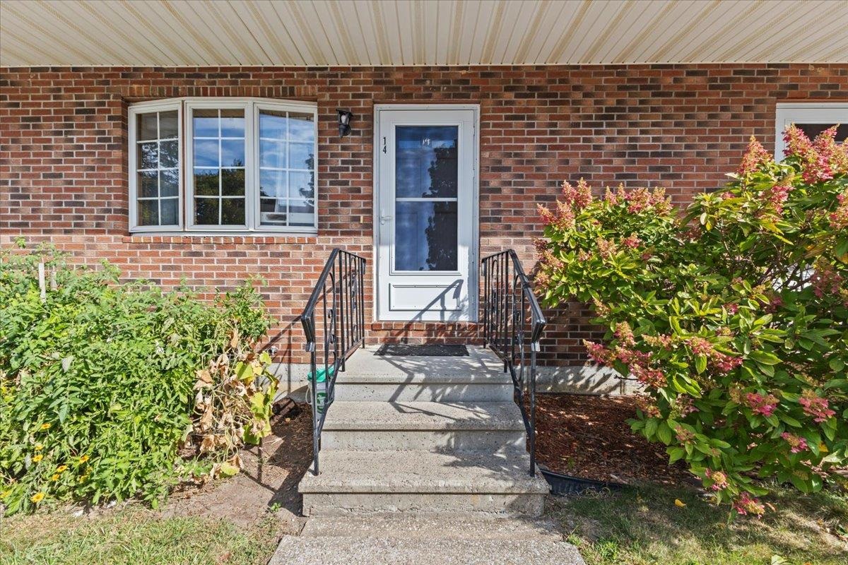 14 Howard Estates 14 Property Photo 2