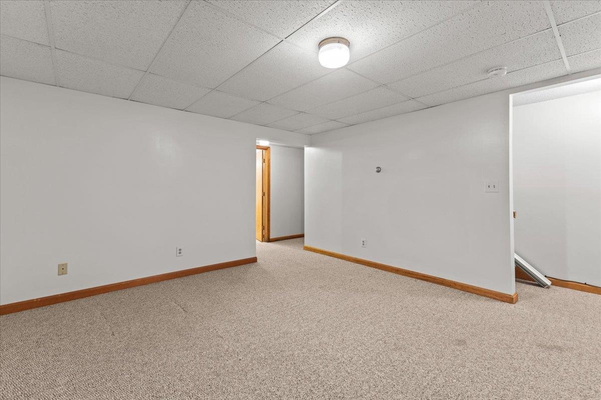 14 Howard Estates 14 Property Photo 16