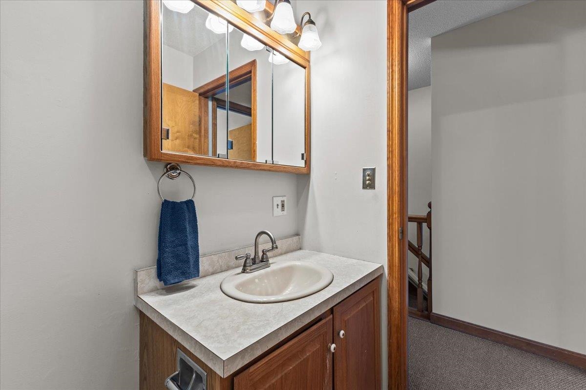 14 Howard Estates 14 Property Photo 19