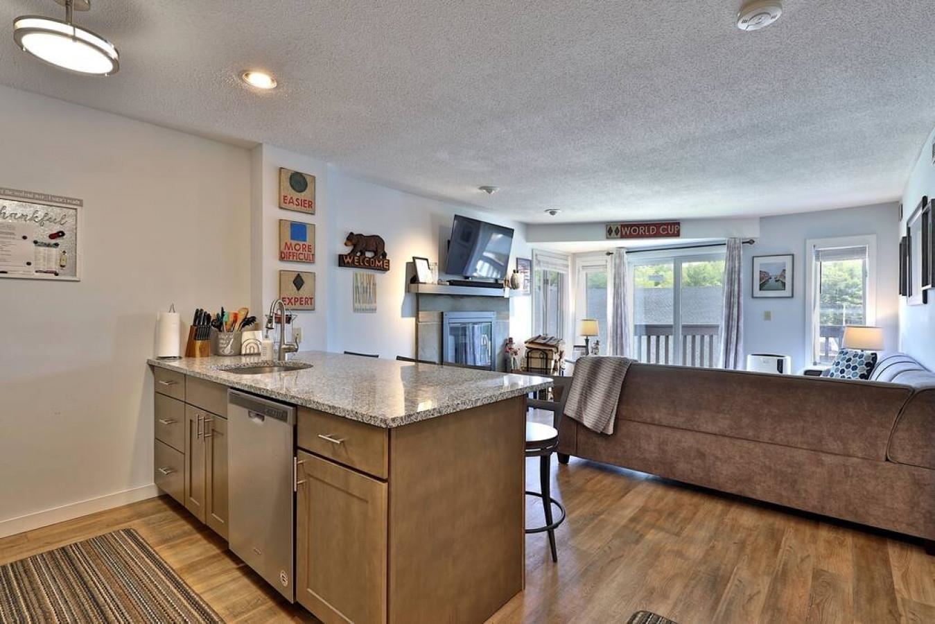 350 Mountain Road B301 Property Photo