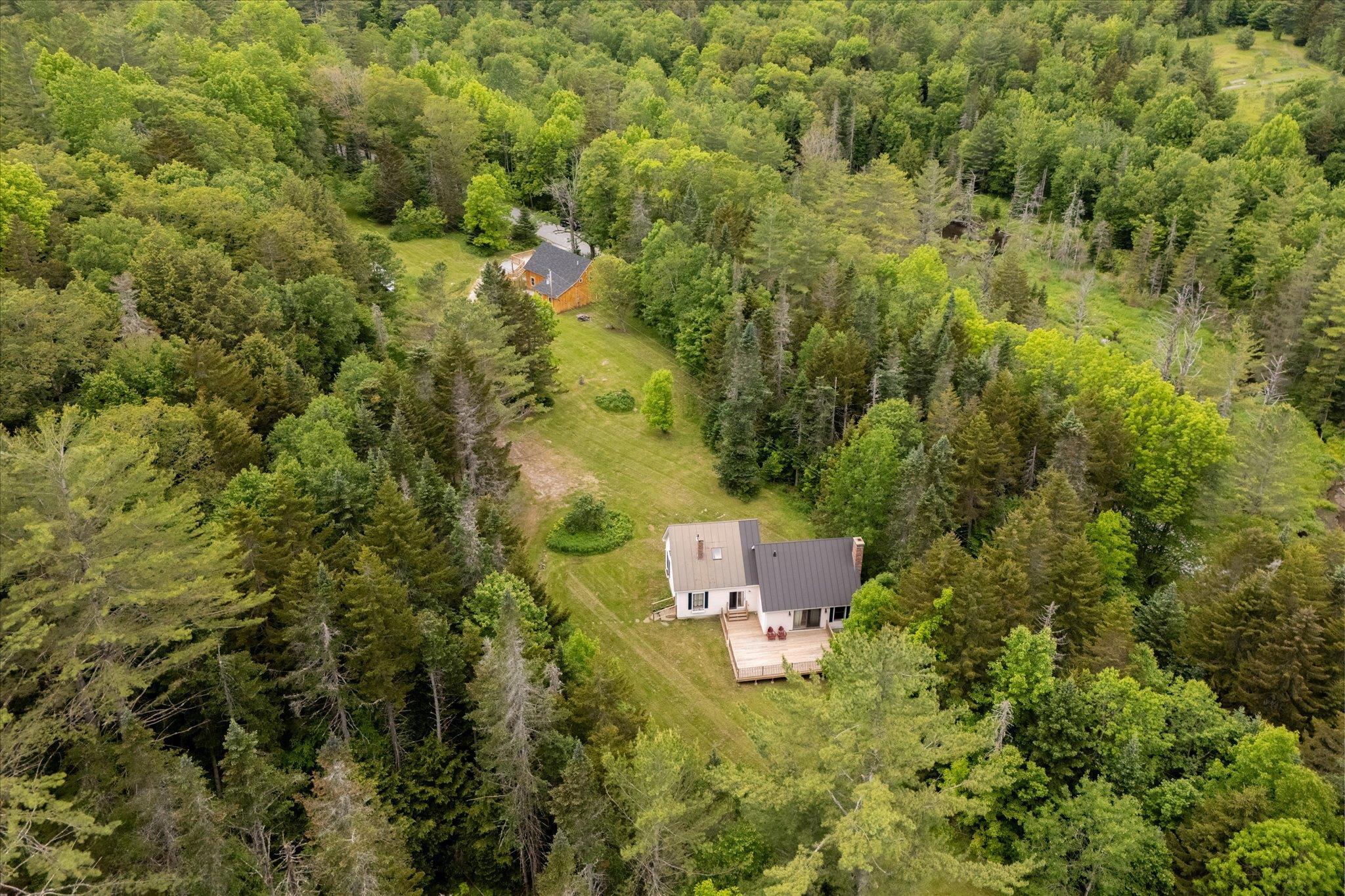 1595 Healdville Road Property Photo 1