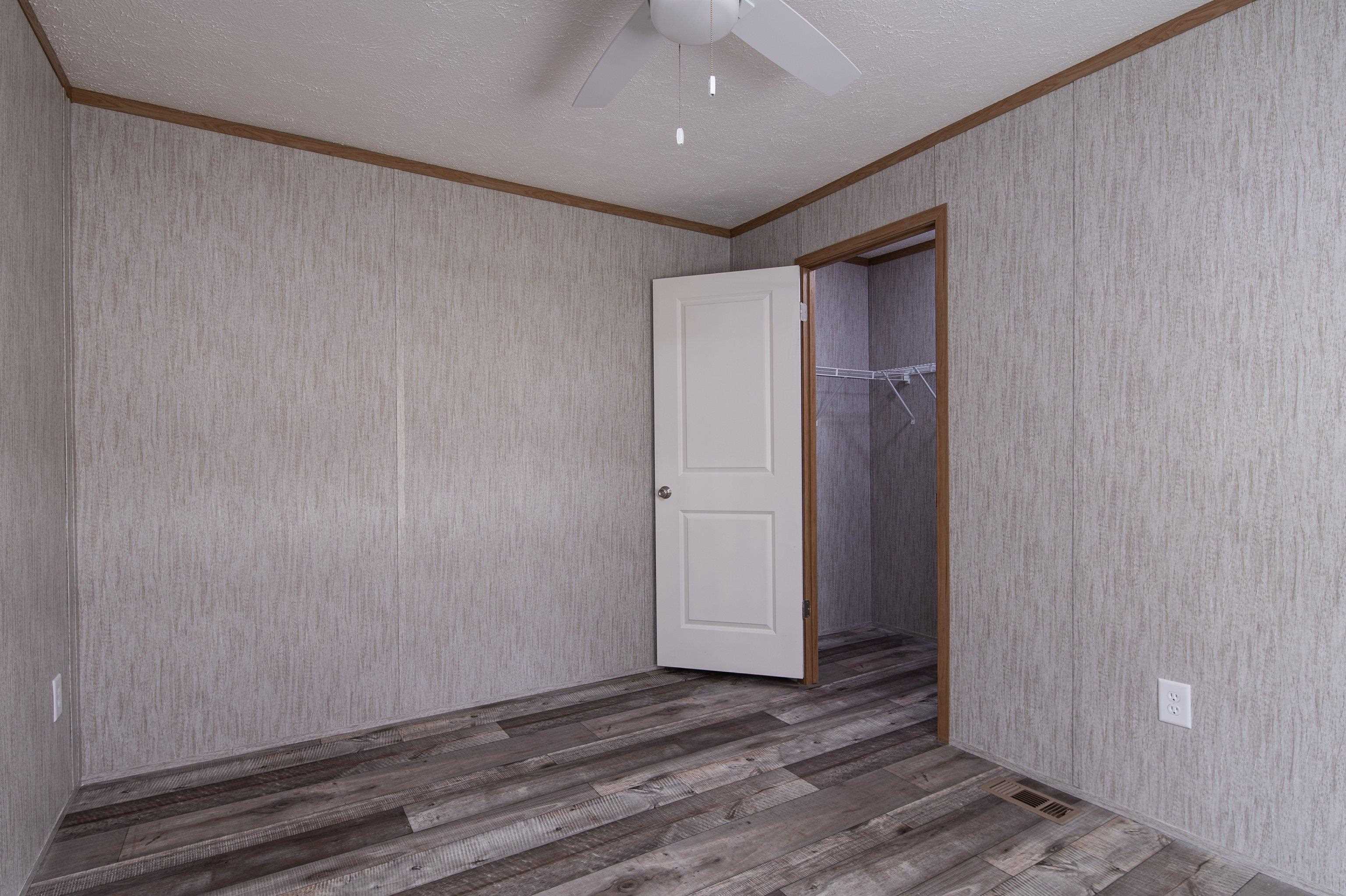 139 Oak Street Property Photo 16
