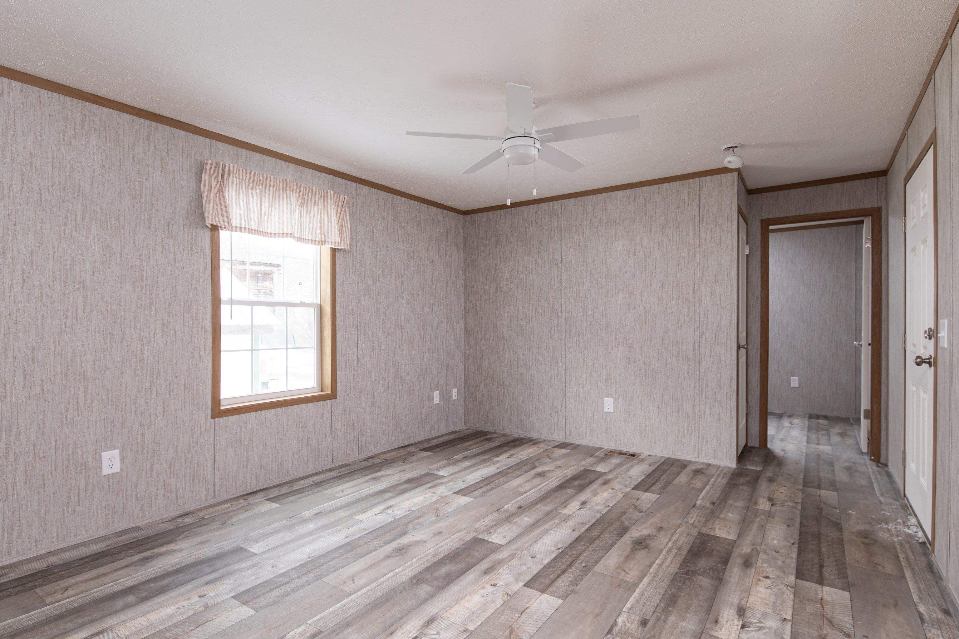 135 Oak Street Property Photo 11