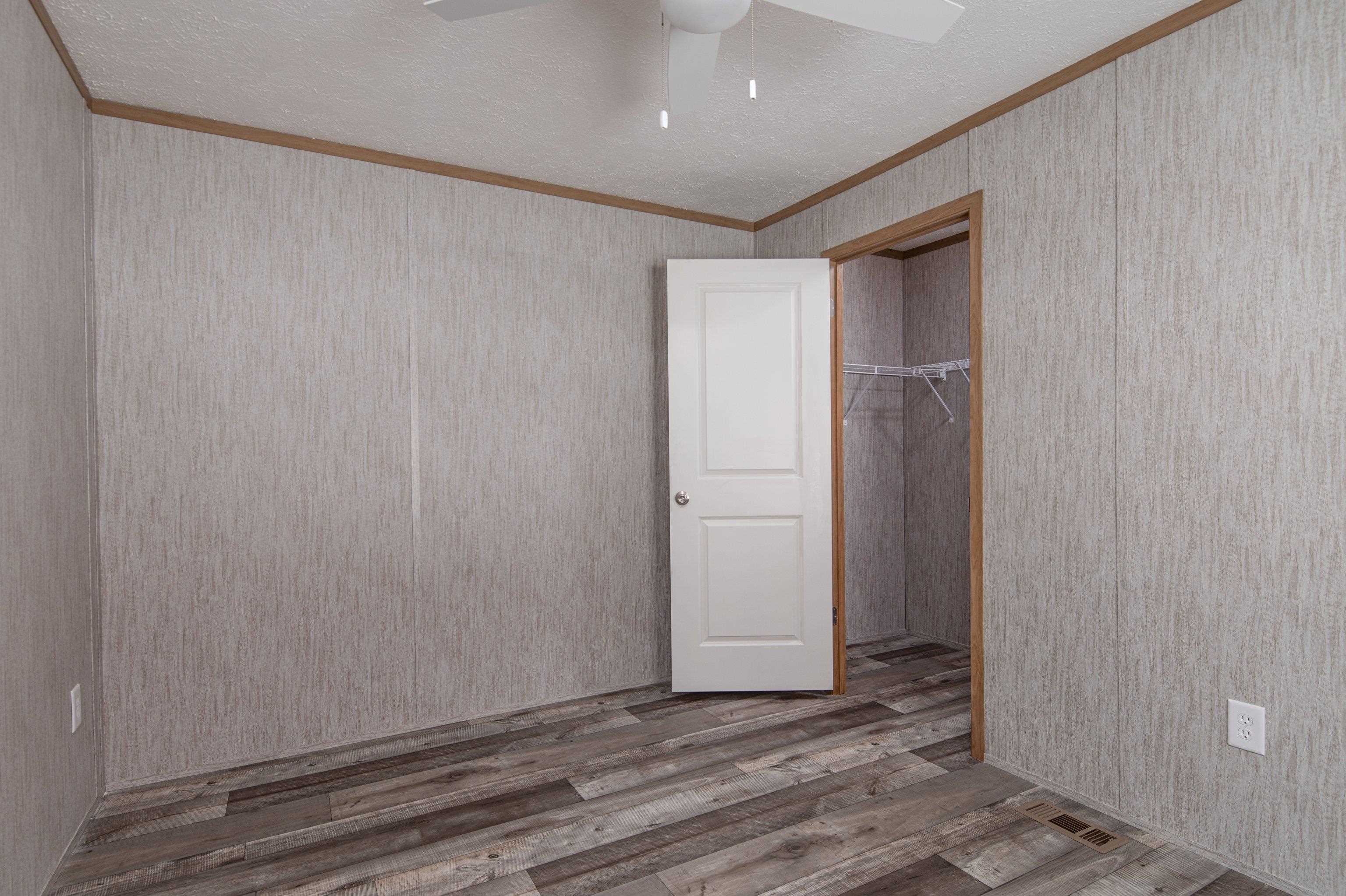 135 Oak Street Property Photo 16