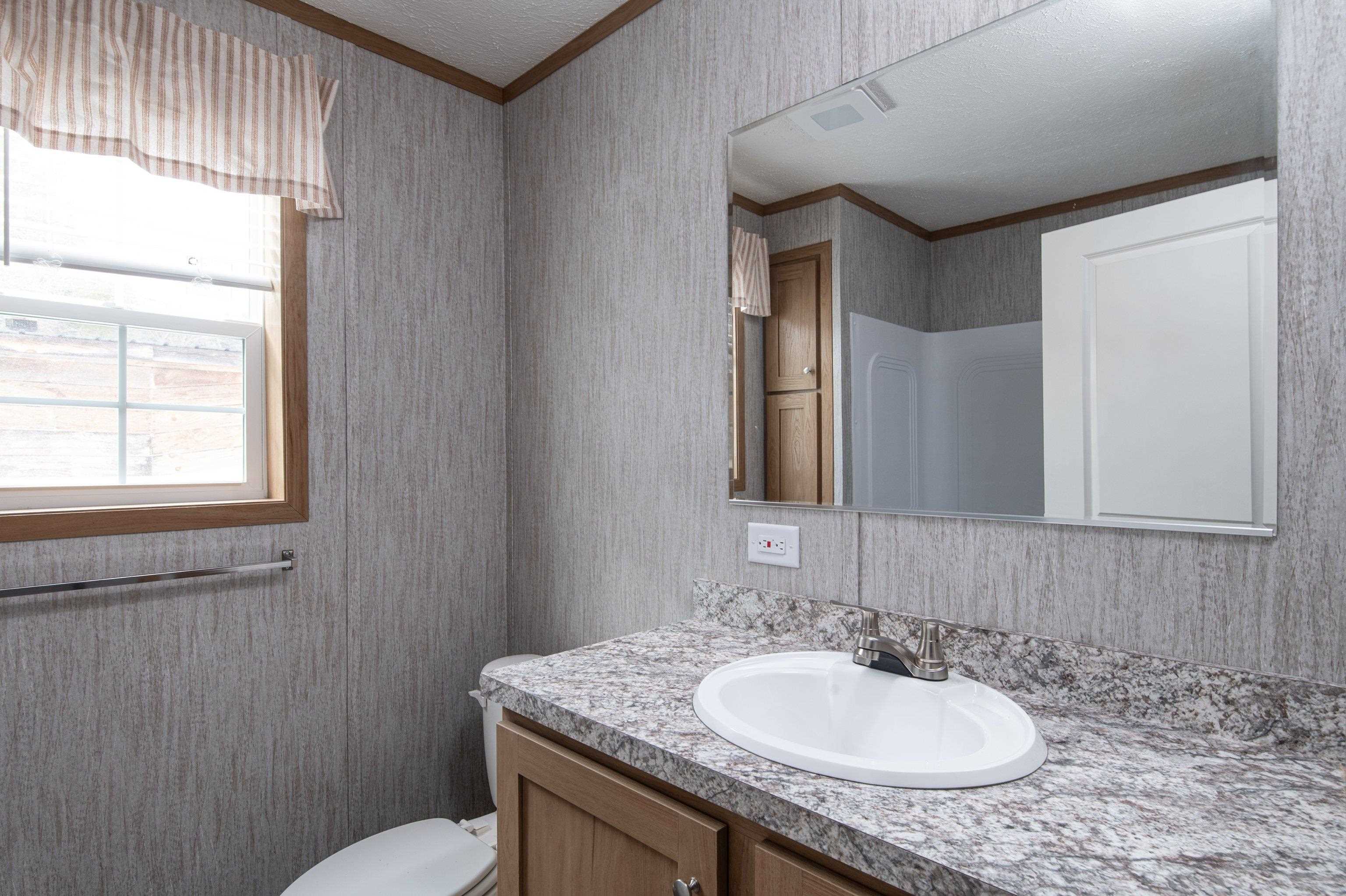 135 Oak Street Property Photo 21