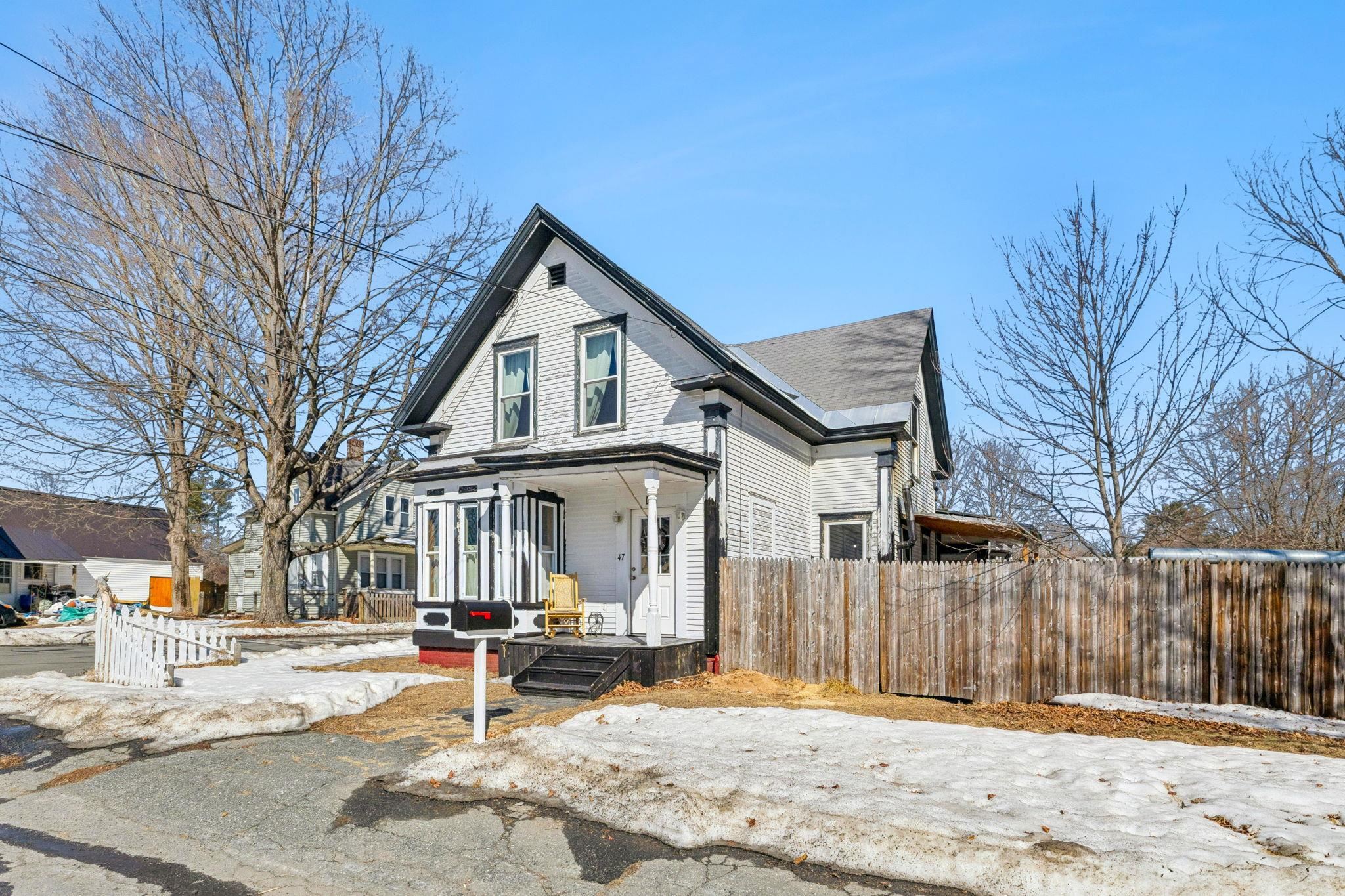 47 West Terrace Street Property Photo