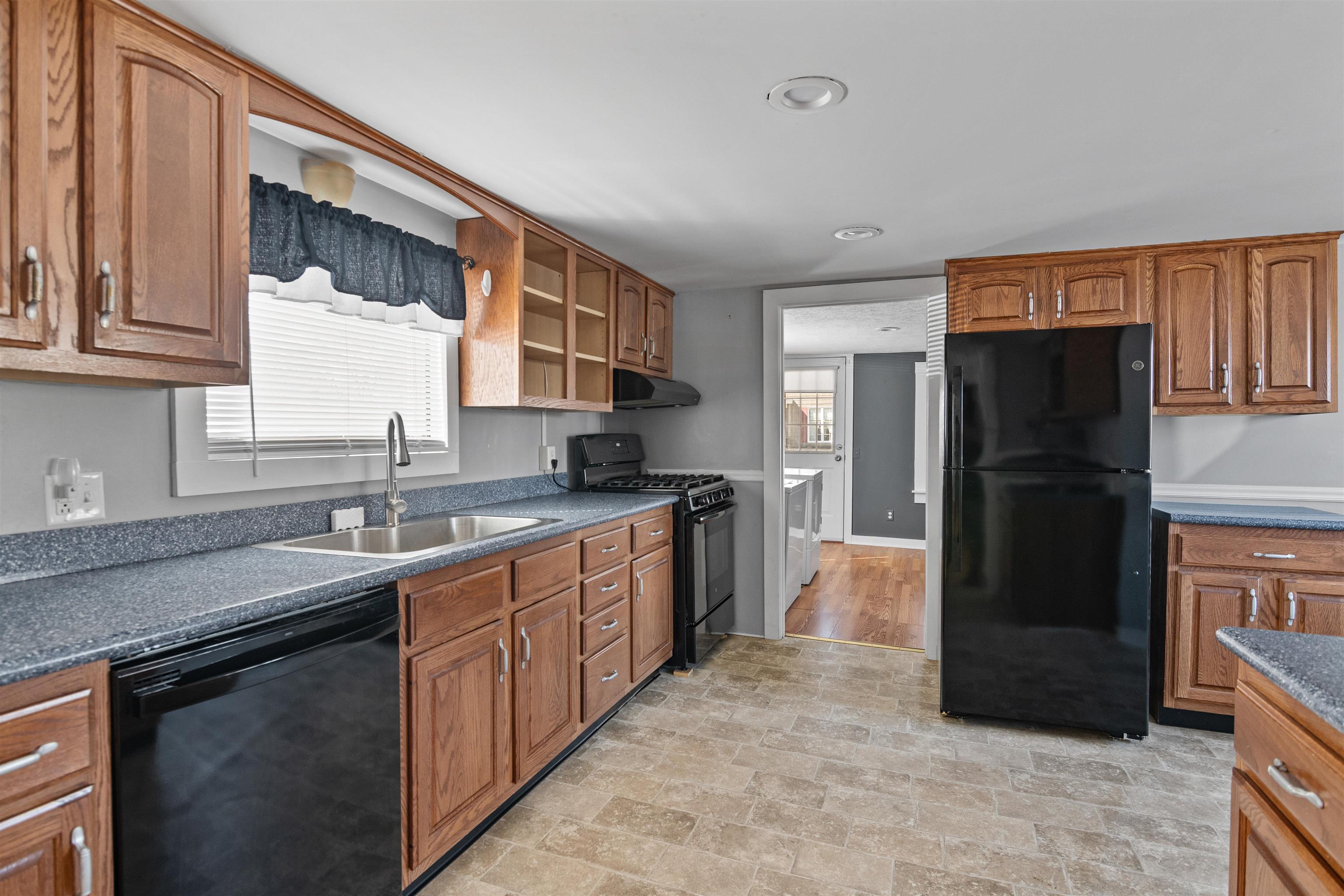 10 4th Street Property Photo