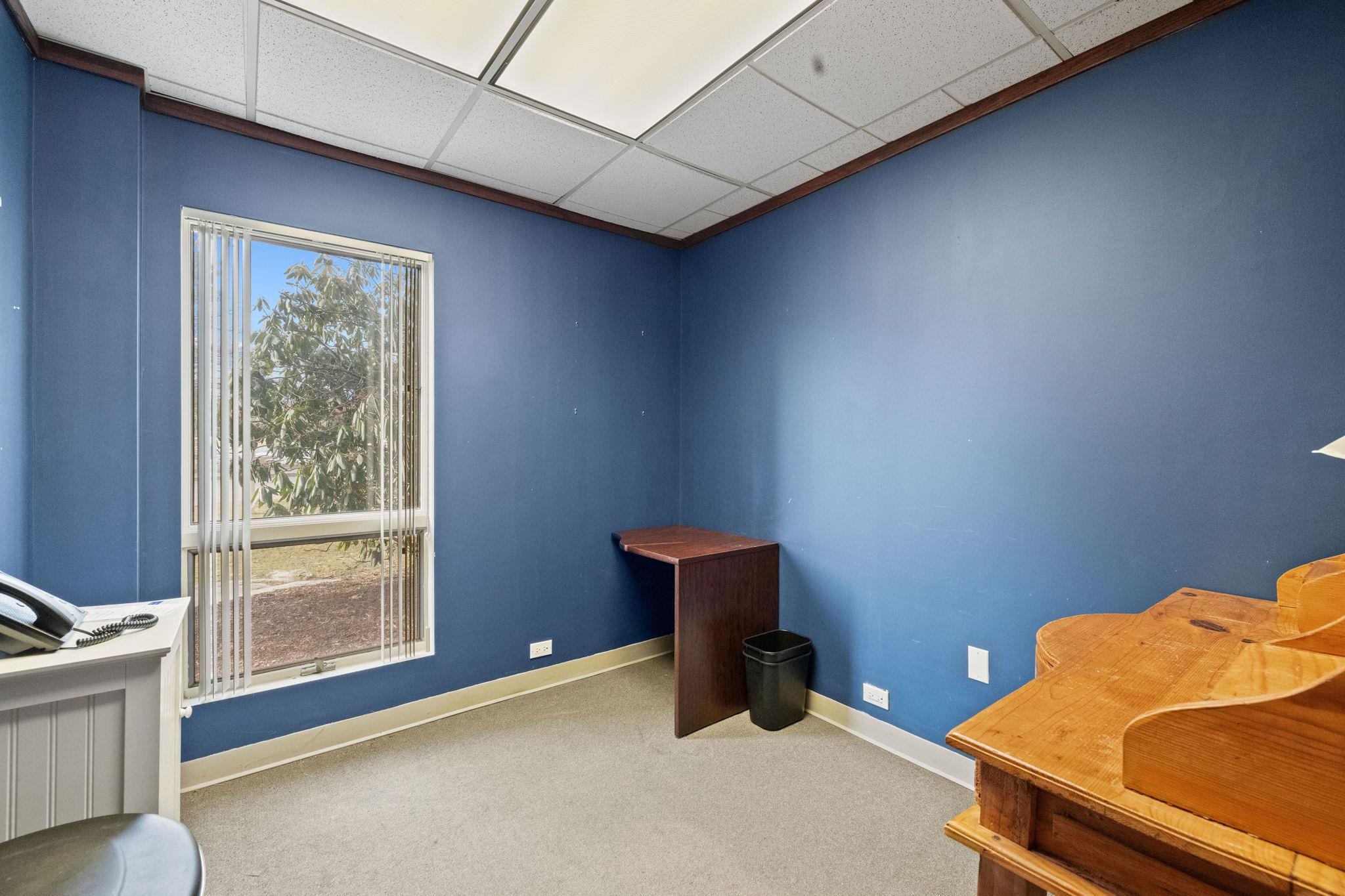 29 Riverside Street A Property Photo 22
