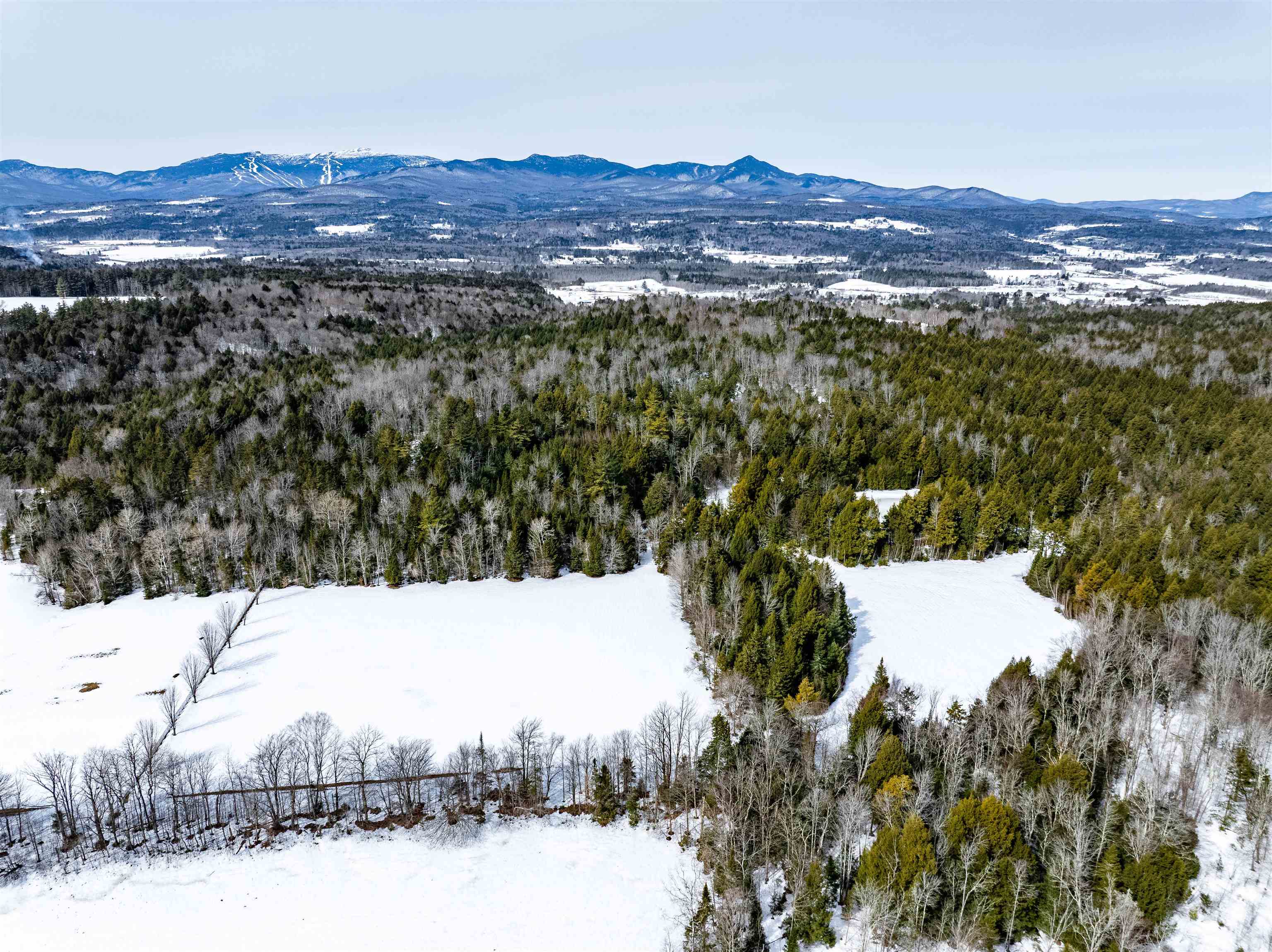7060 Elmore Mountain Road Property Photo