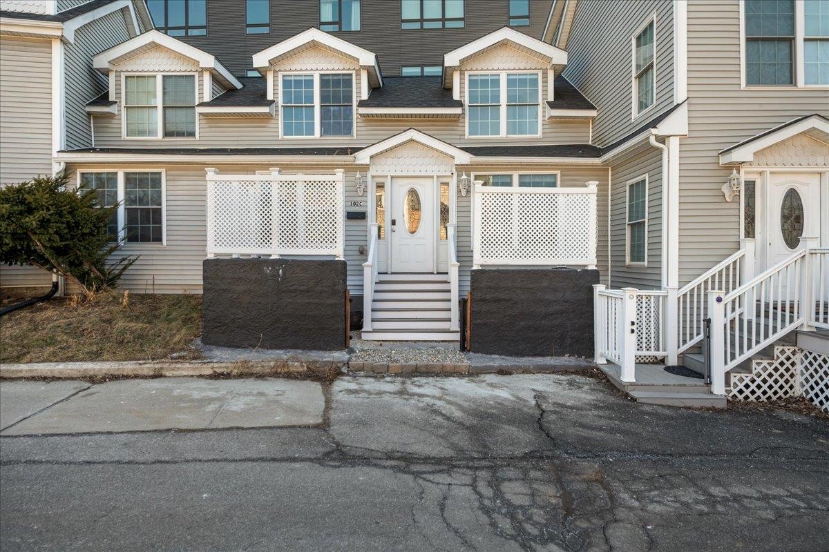 102 East Allen Street C Property Photo