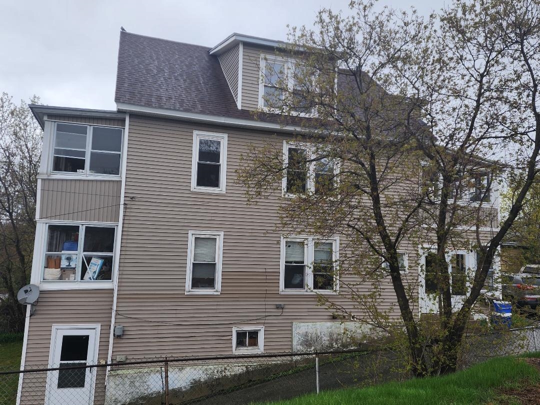 628 Hillsboro Street Property Photo