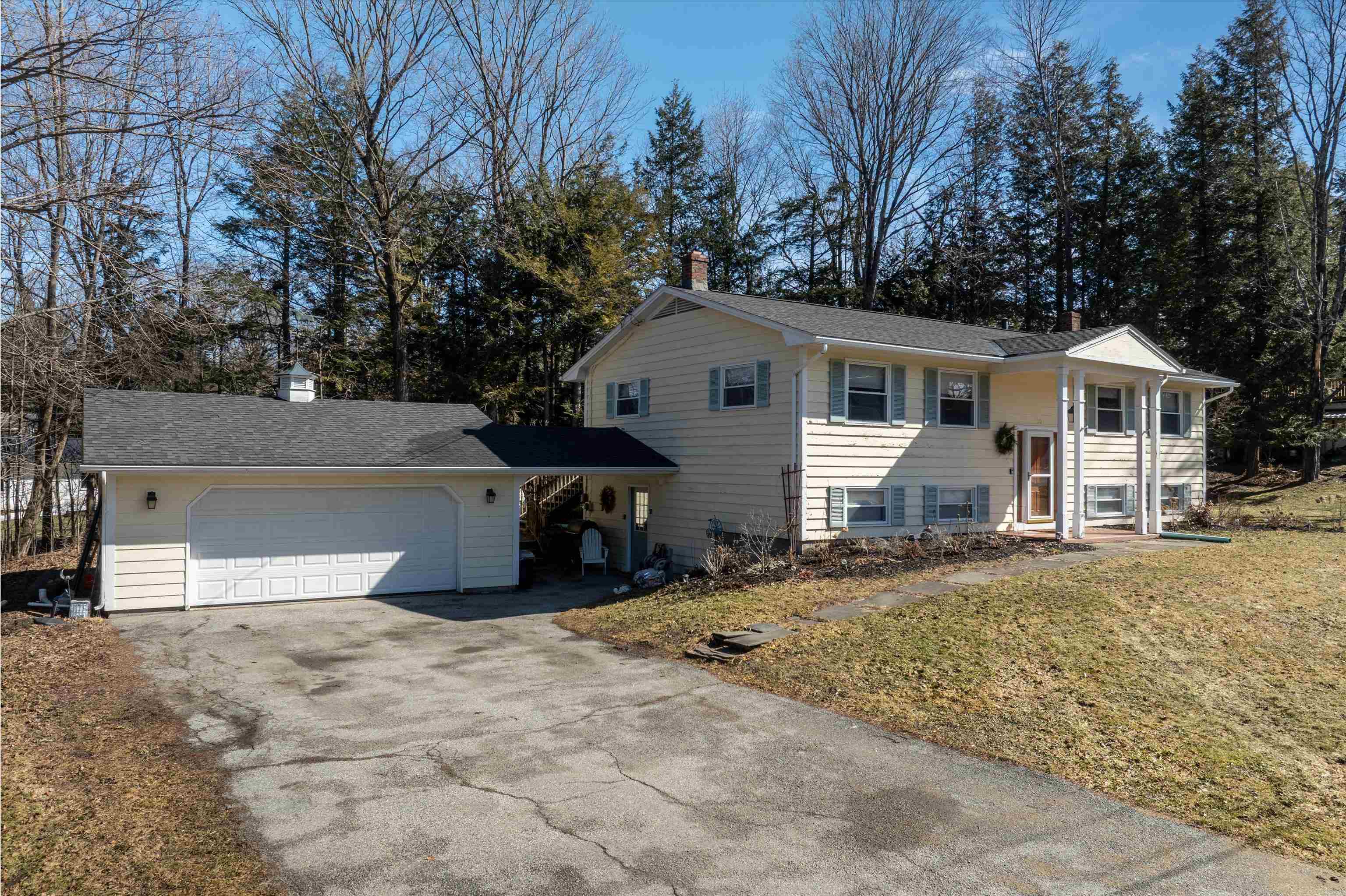 10 Spruce Lane Property Photo 1