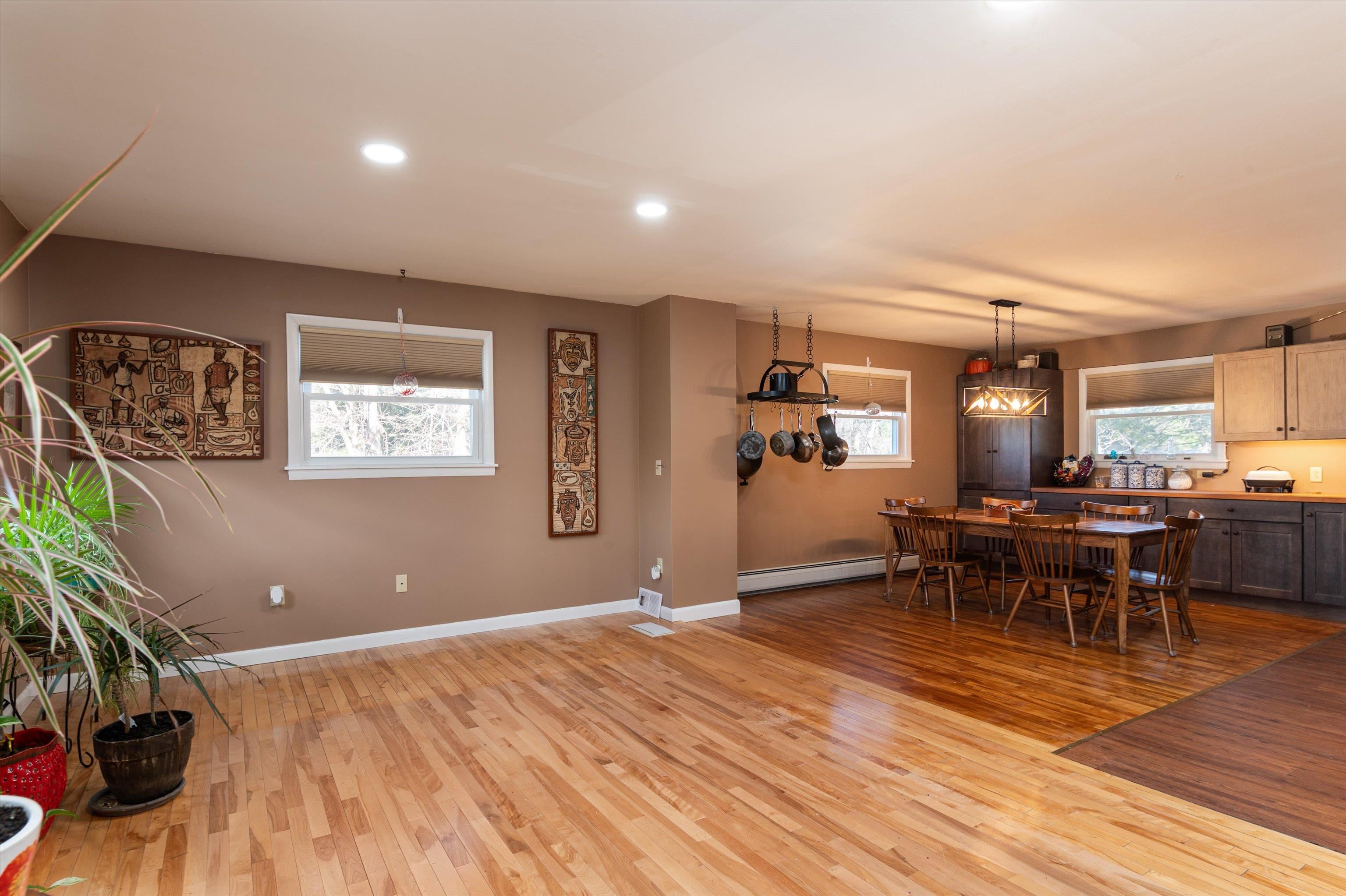 10 Spruce Lane Property Photo 12