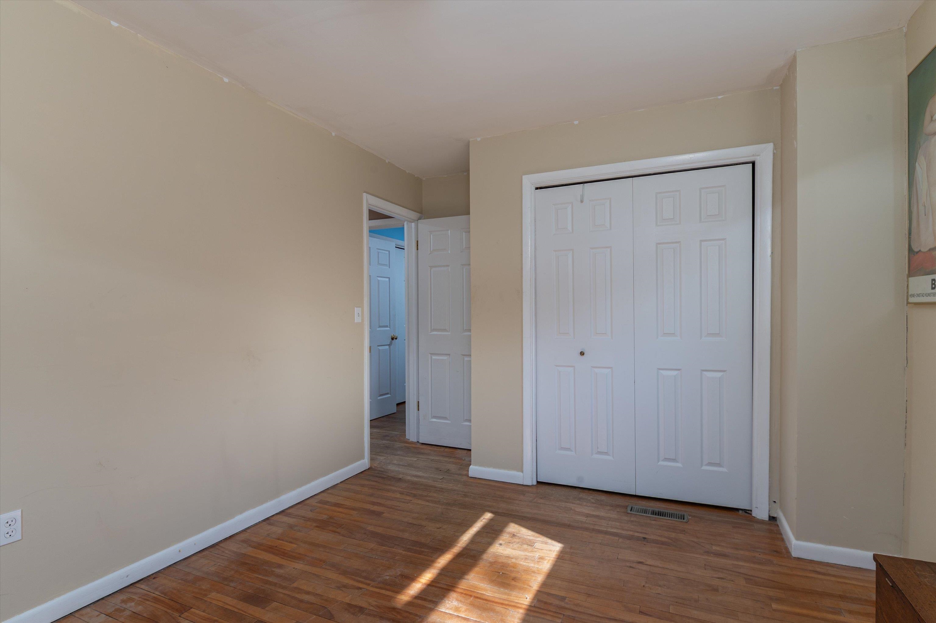 10 Spruce Lane Property Photo 19