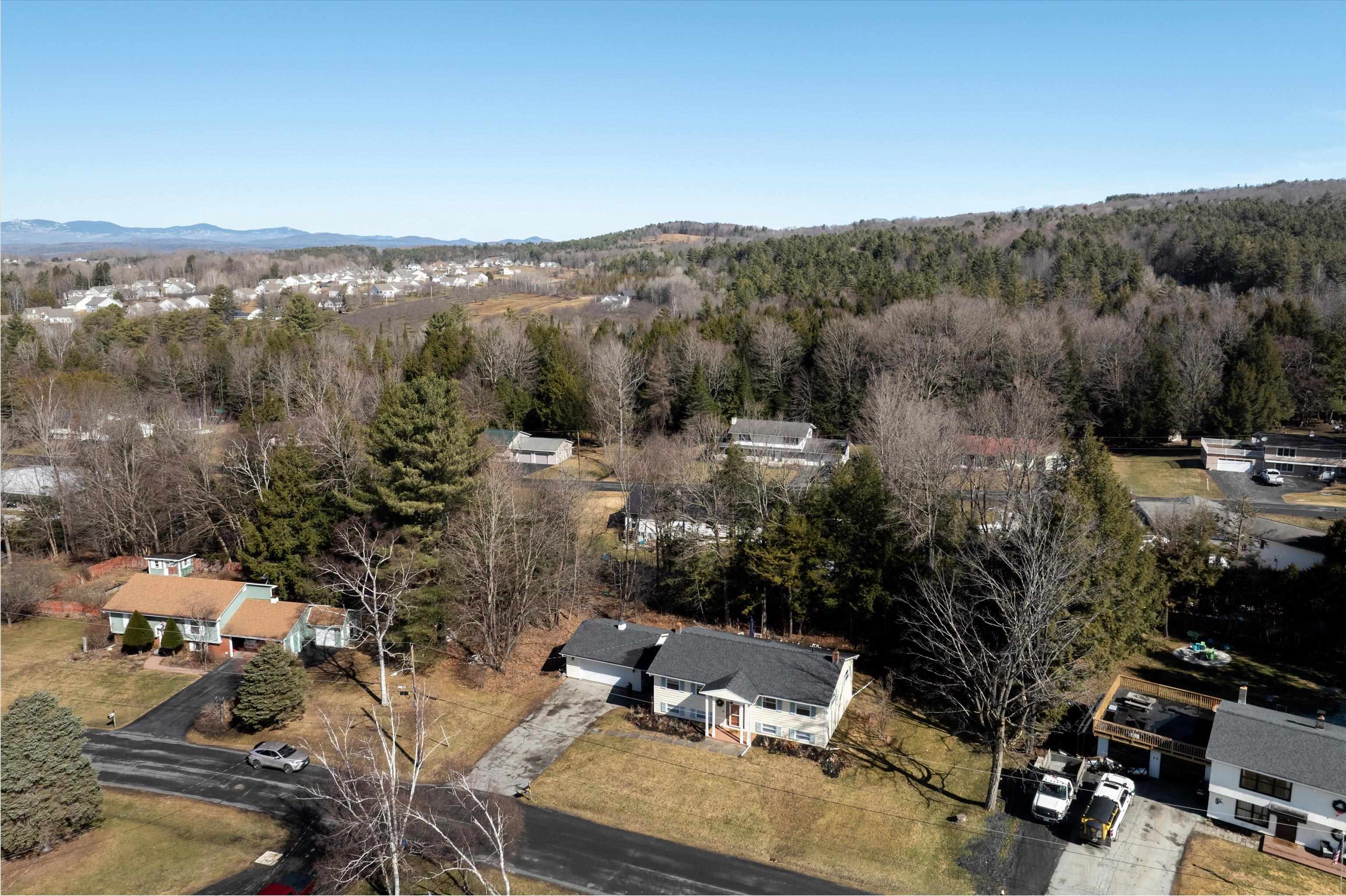 10 Spruce Lane Property Photo 43