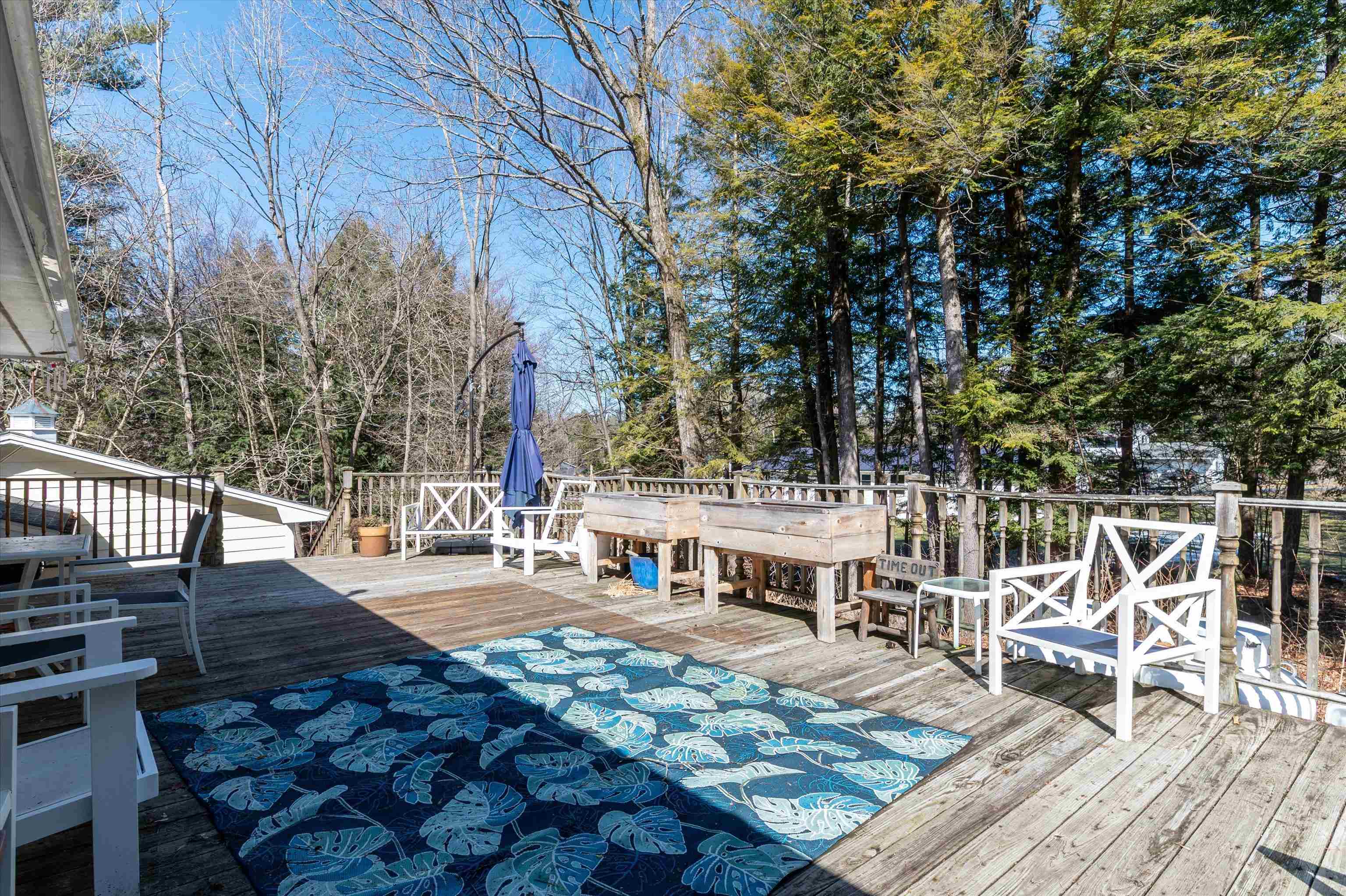 10 Spruce Lane Property Photo 45