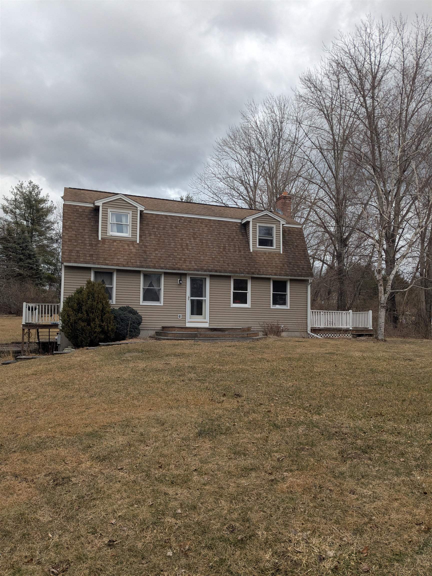 Pelham Real Estate Listings Main Image
