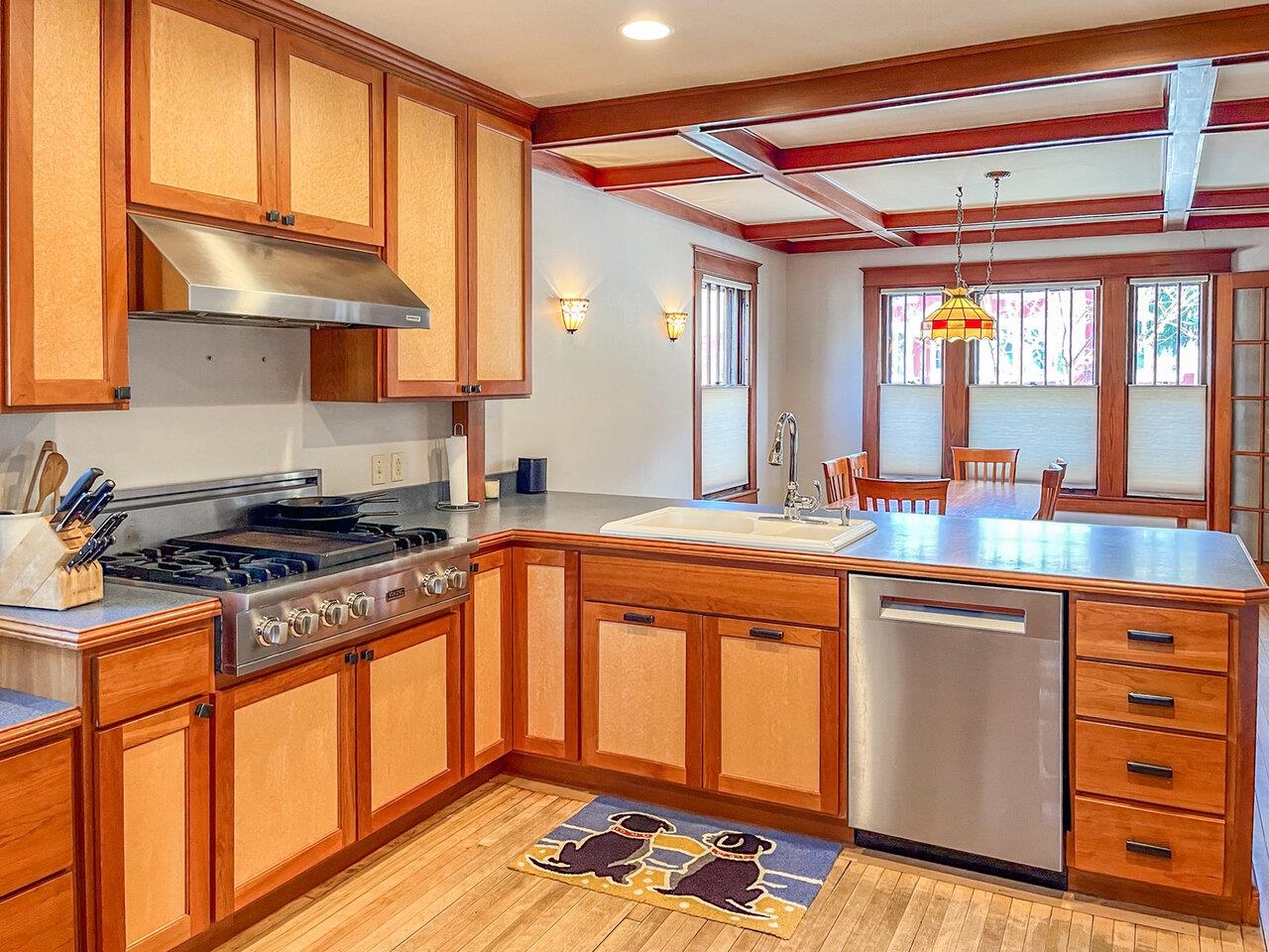 15 North Williams Street Property Photo 6